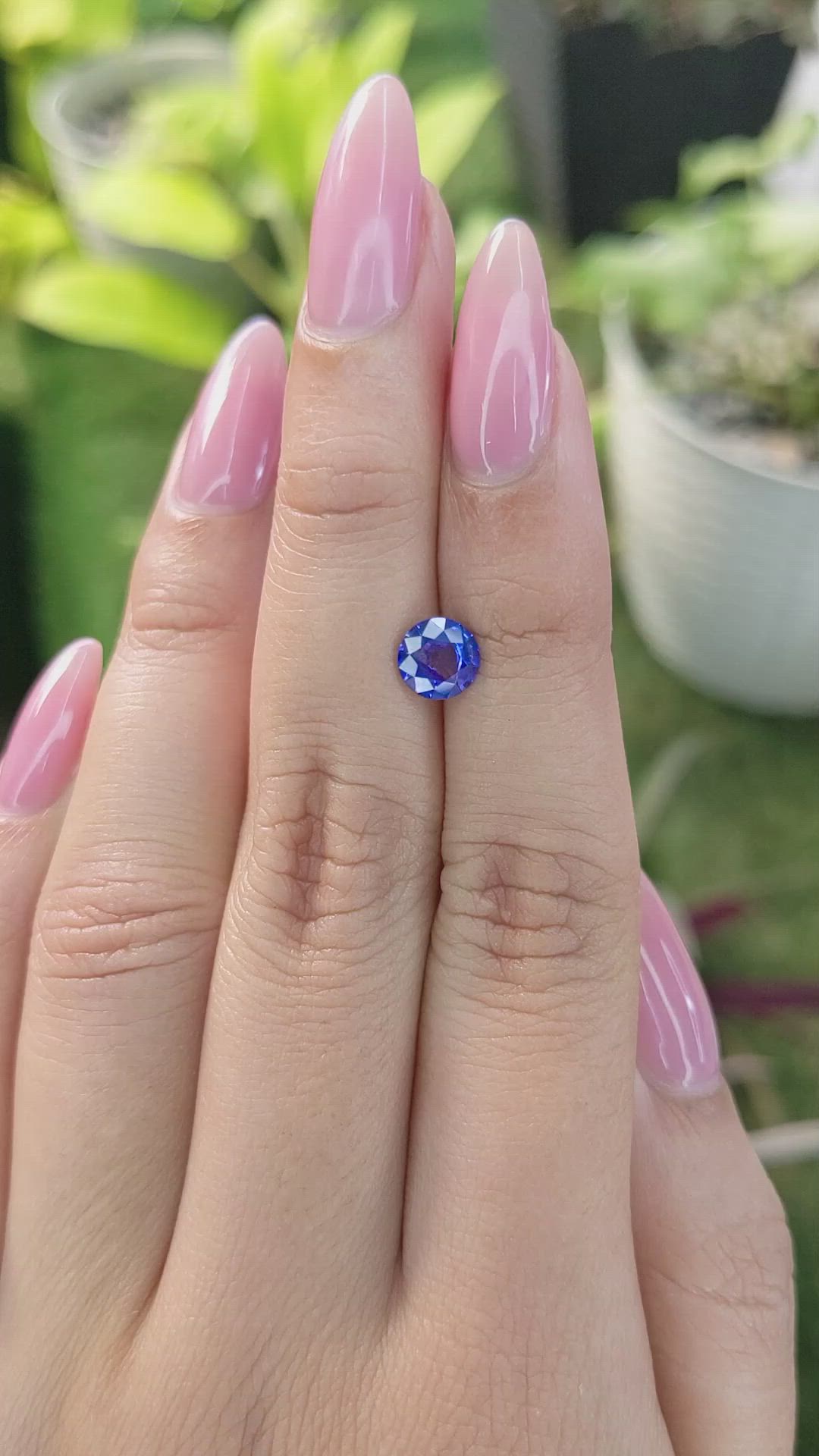 1.02 Ct. Blue Sapphire from Ceylon (Sri Lanka) Size Video