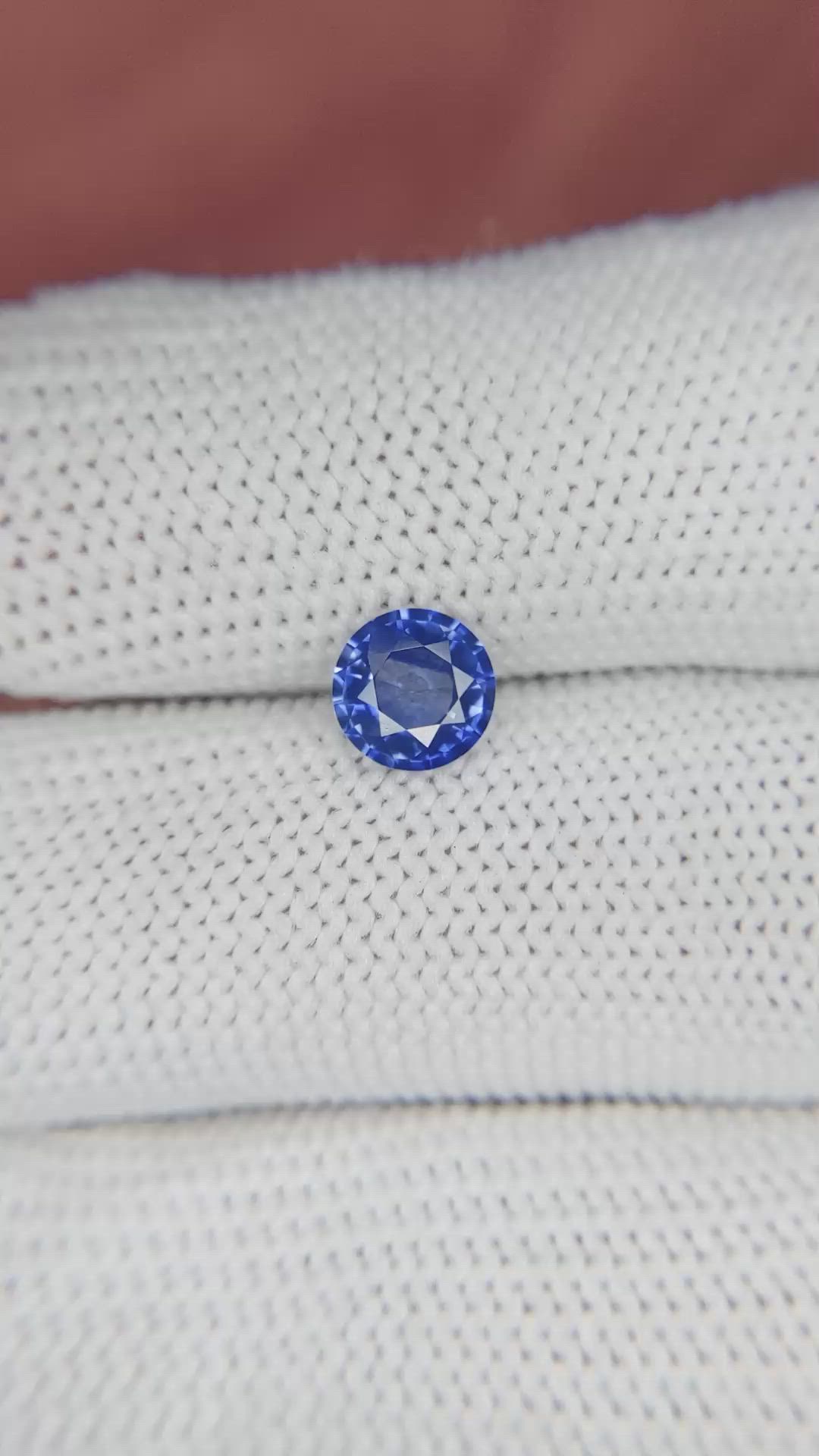 1.02 Ct. Blue Sapphire from Ceylon (Sri Lanka) Size Video