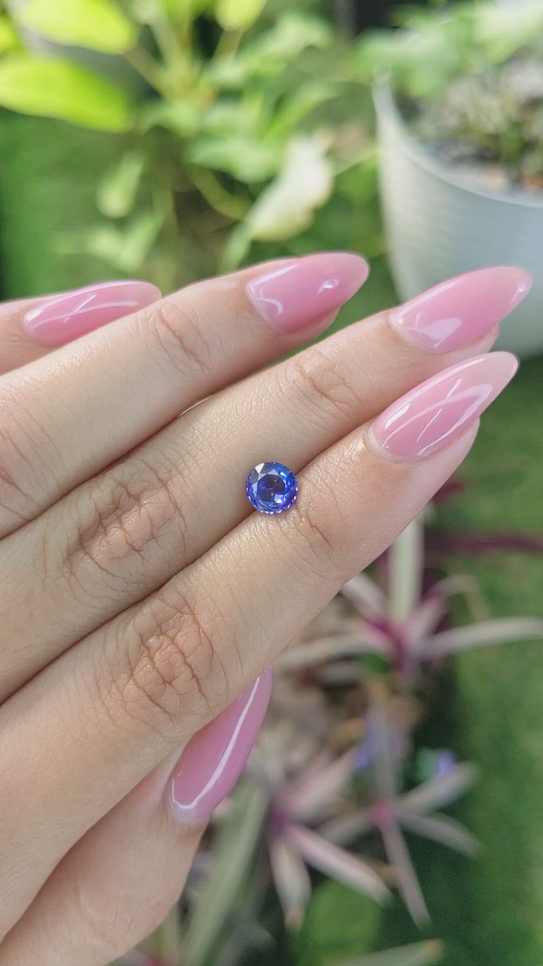 0.94 Ct. Blue Sapphire from Ceylon (Sri Lanka) Size Video