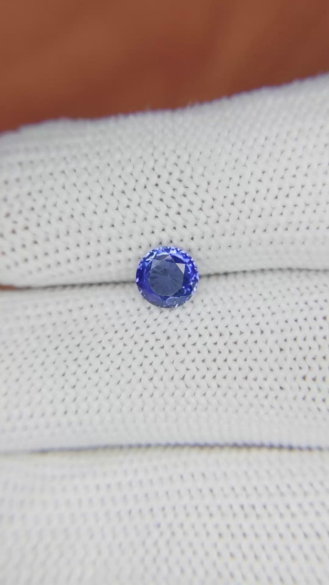 0.94 Ct. Blue Sapphire from Ceylon (Sri Lanka) Size Video