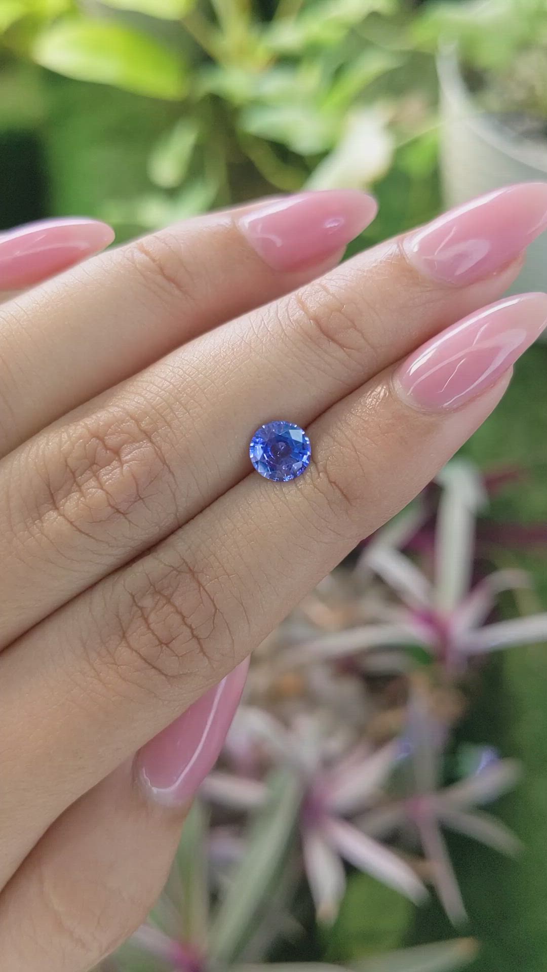1.01 Ct. Blue Sapphire from Ceylon (Sri Lanka) Size Video