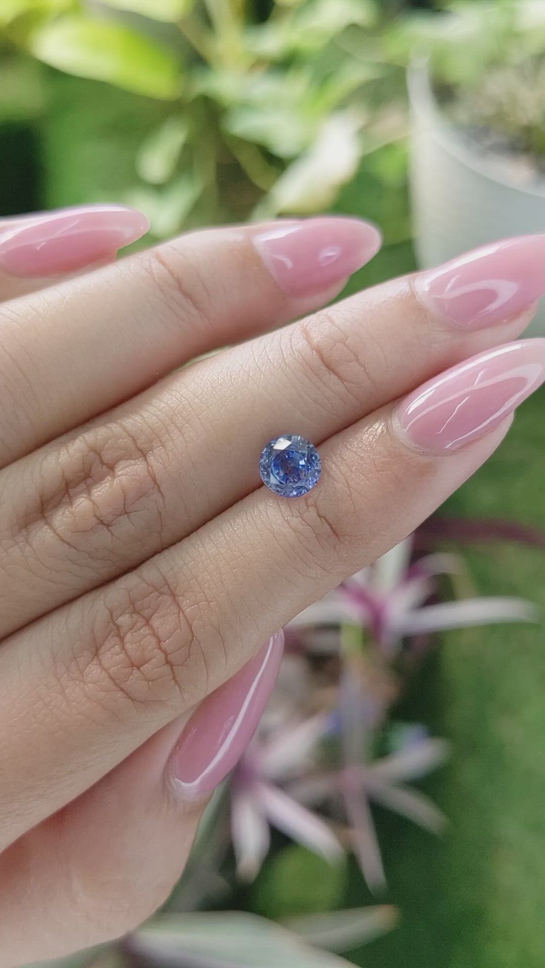 1.75 Ct. Blue Sapphire from Ceylon (Sri Lanka) Size Video