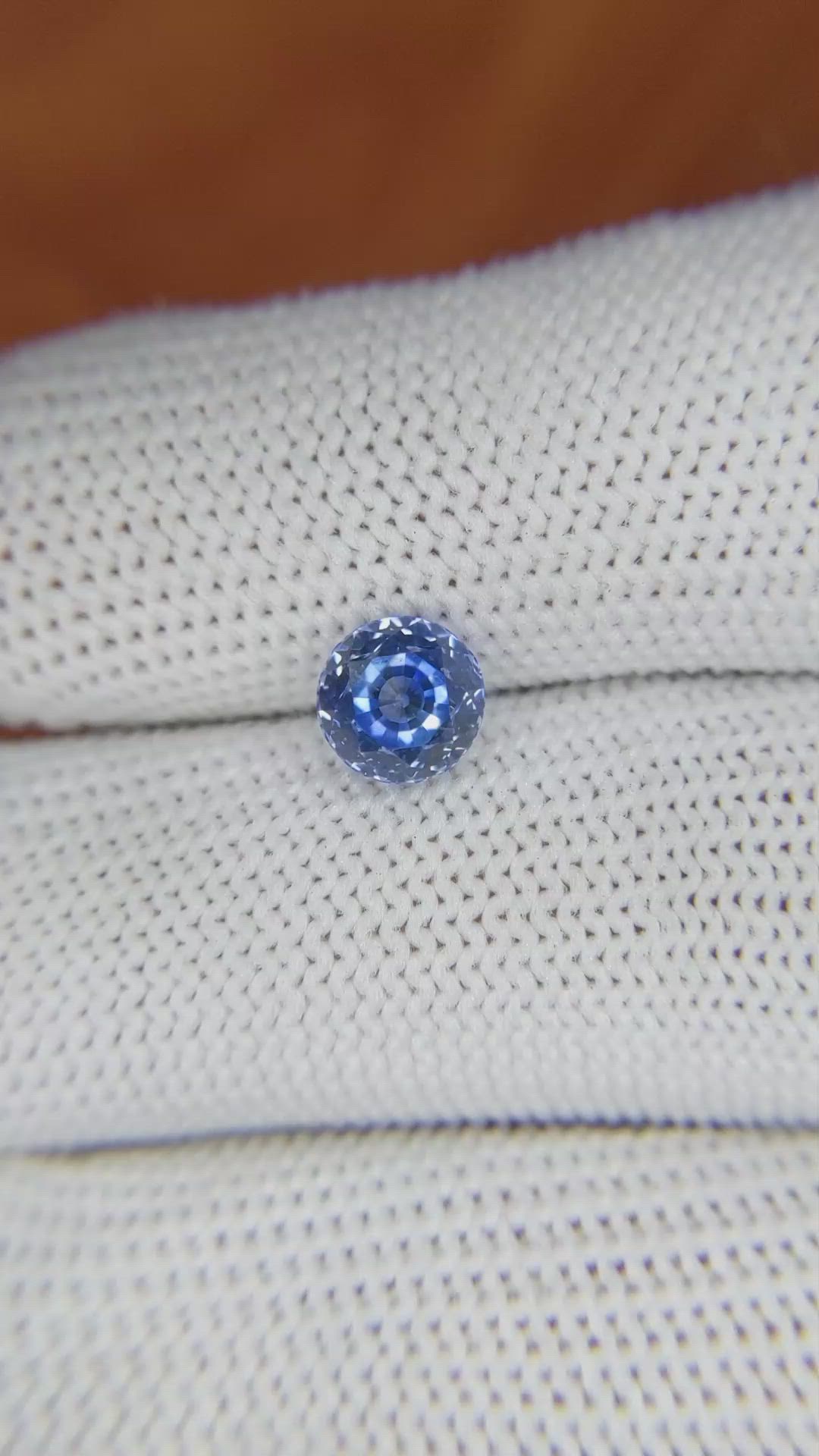 1.75 Ct. Blue Sapphire from Ceylon (Sri Lanka) Size Video