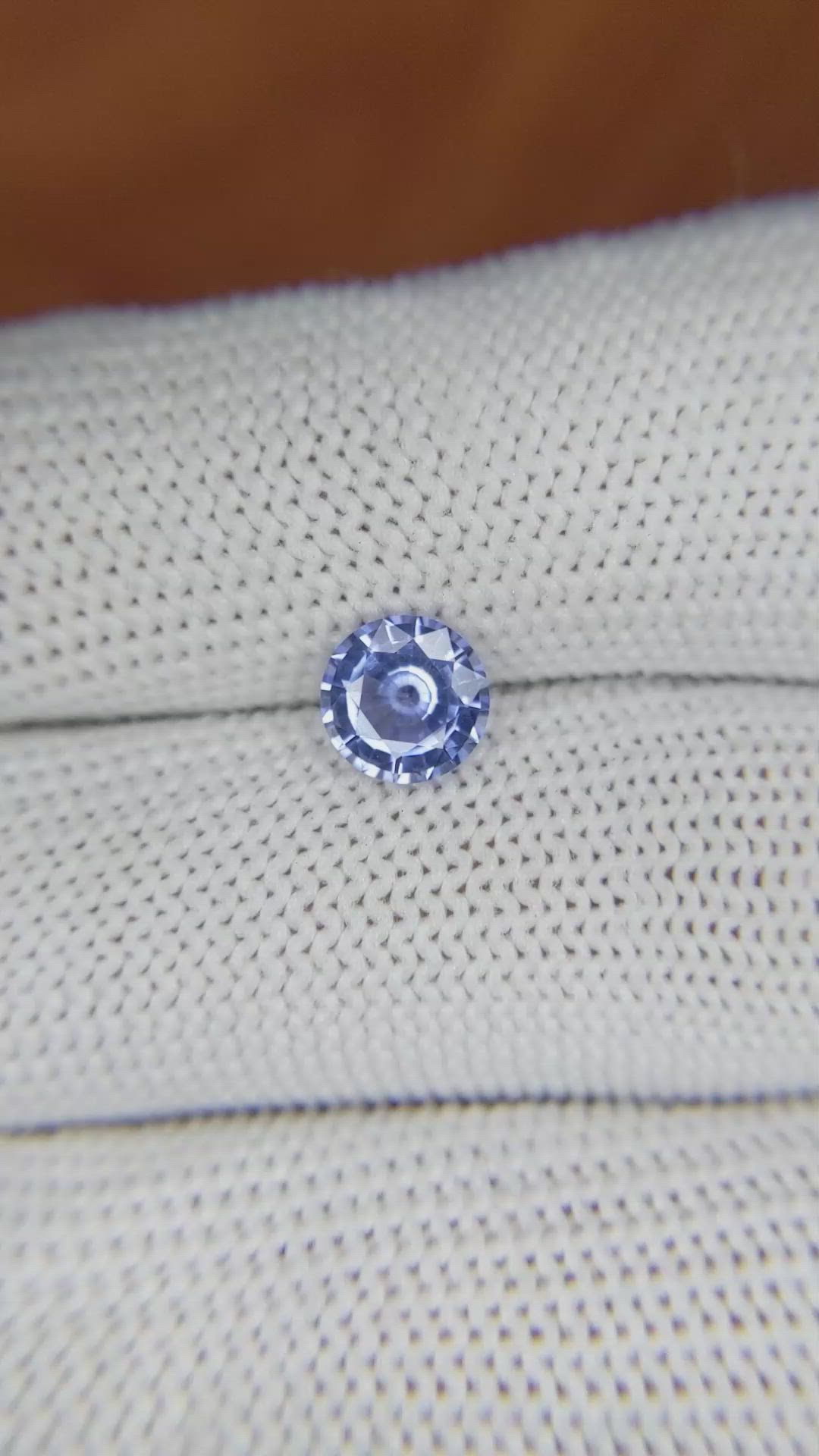 1.05 Ct. Blue Sapphire from Ceylon (Sri Lanka) Size Video