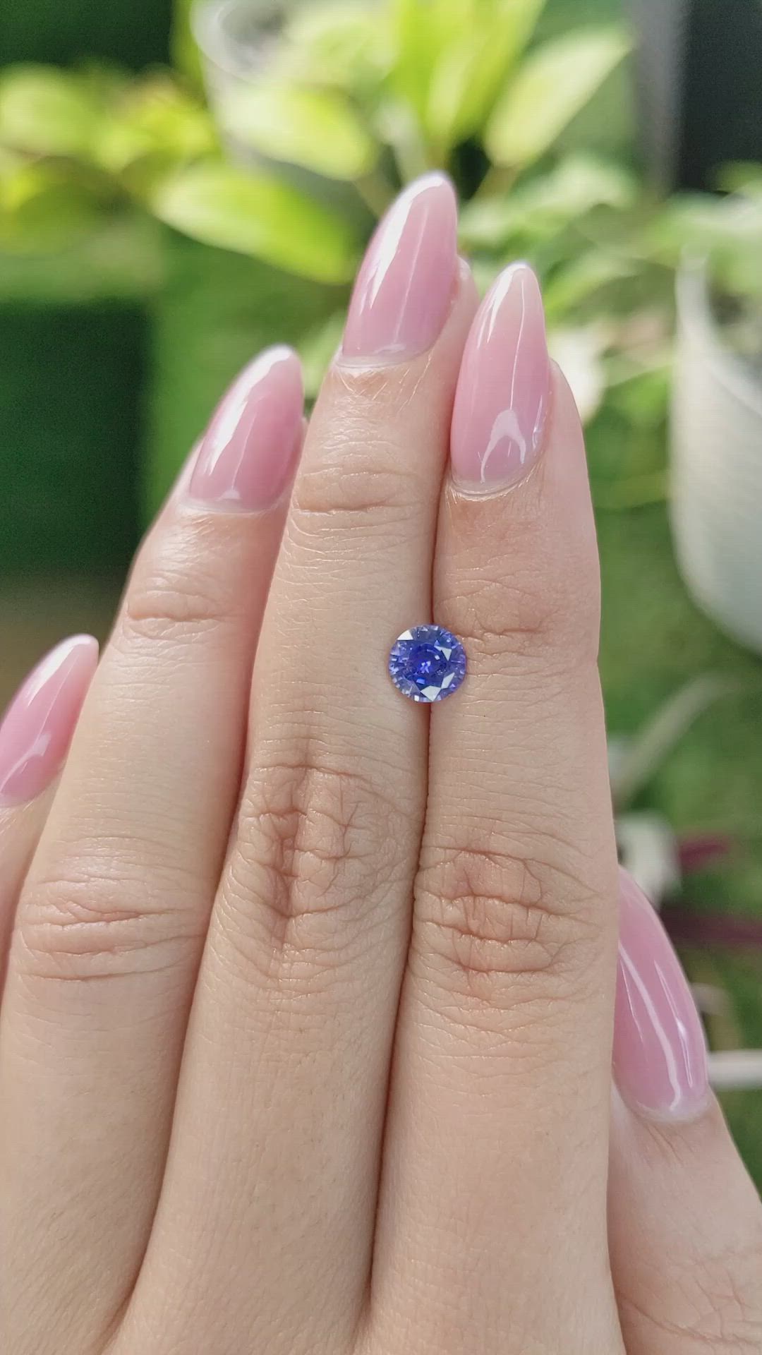 1.03 Ct. Blue Sapphire from Ceylon (Sri Lanka) Size Video