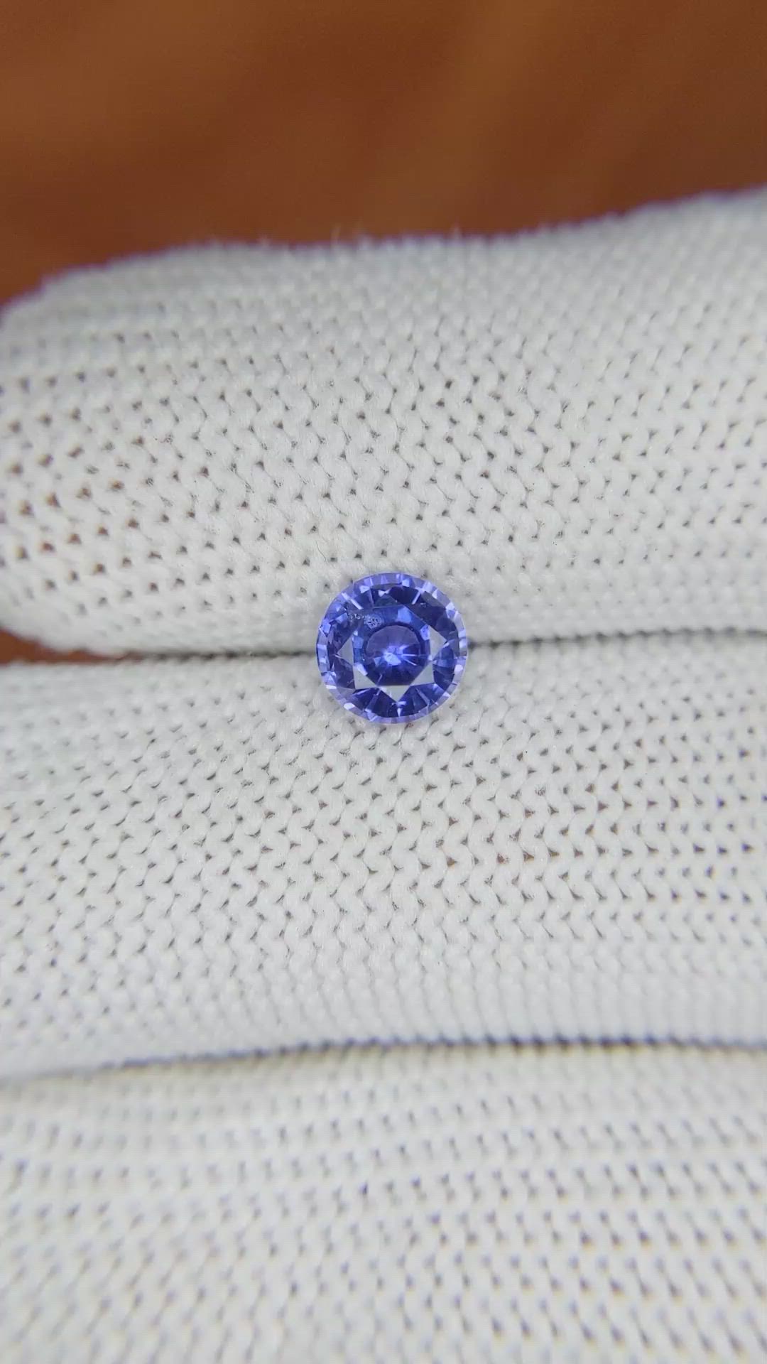 1.03 Ct. Blue Sapphire from Ceylon (Sri Lanka) Size Video