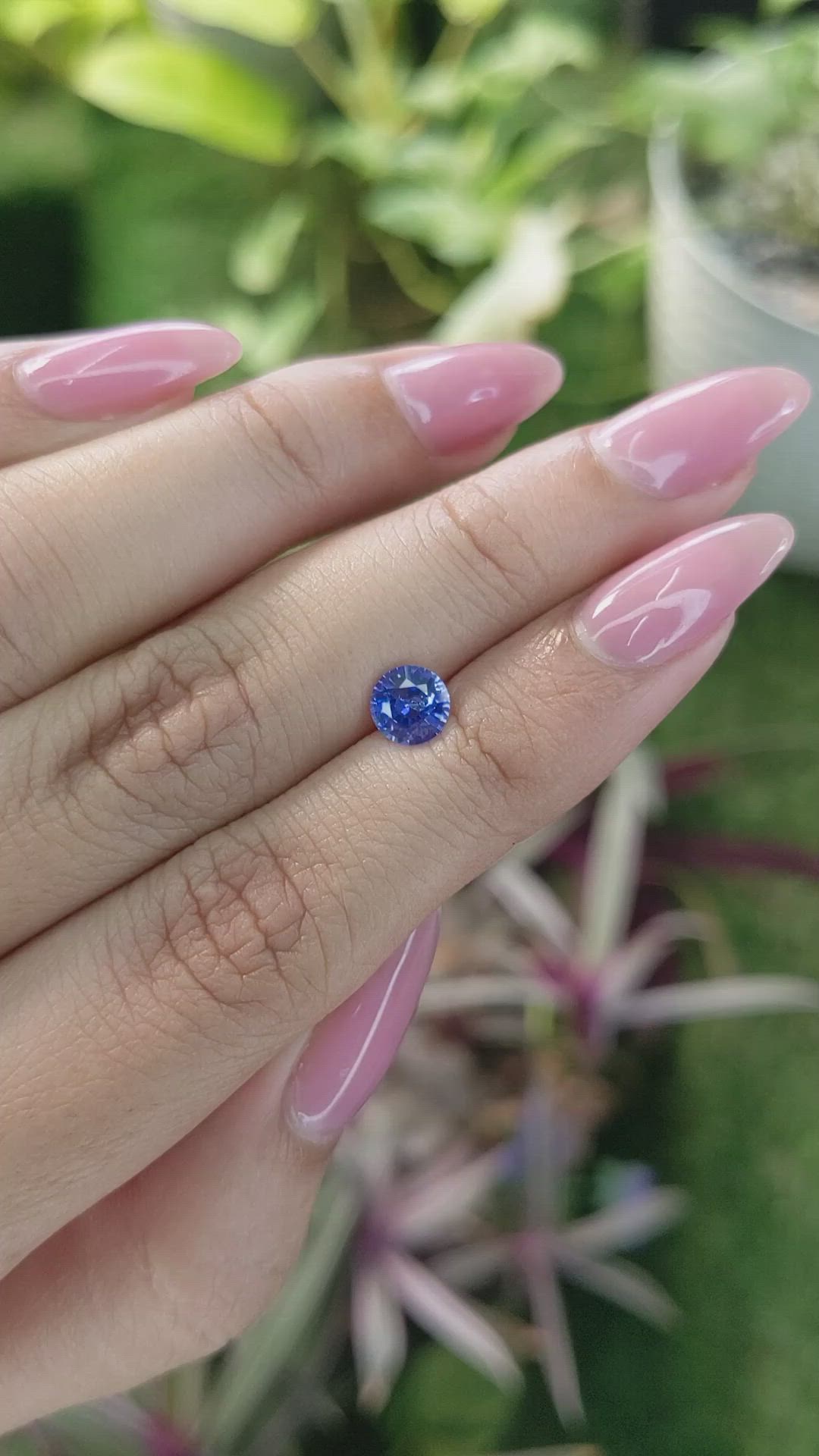 0.92 Ct. Blue Sapphire from Ceylon (Sri Lanka) Size Video
