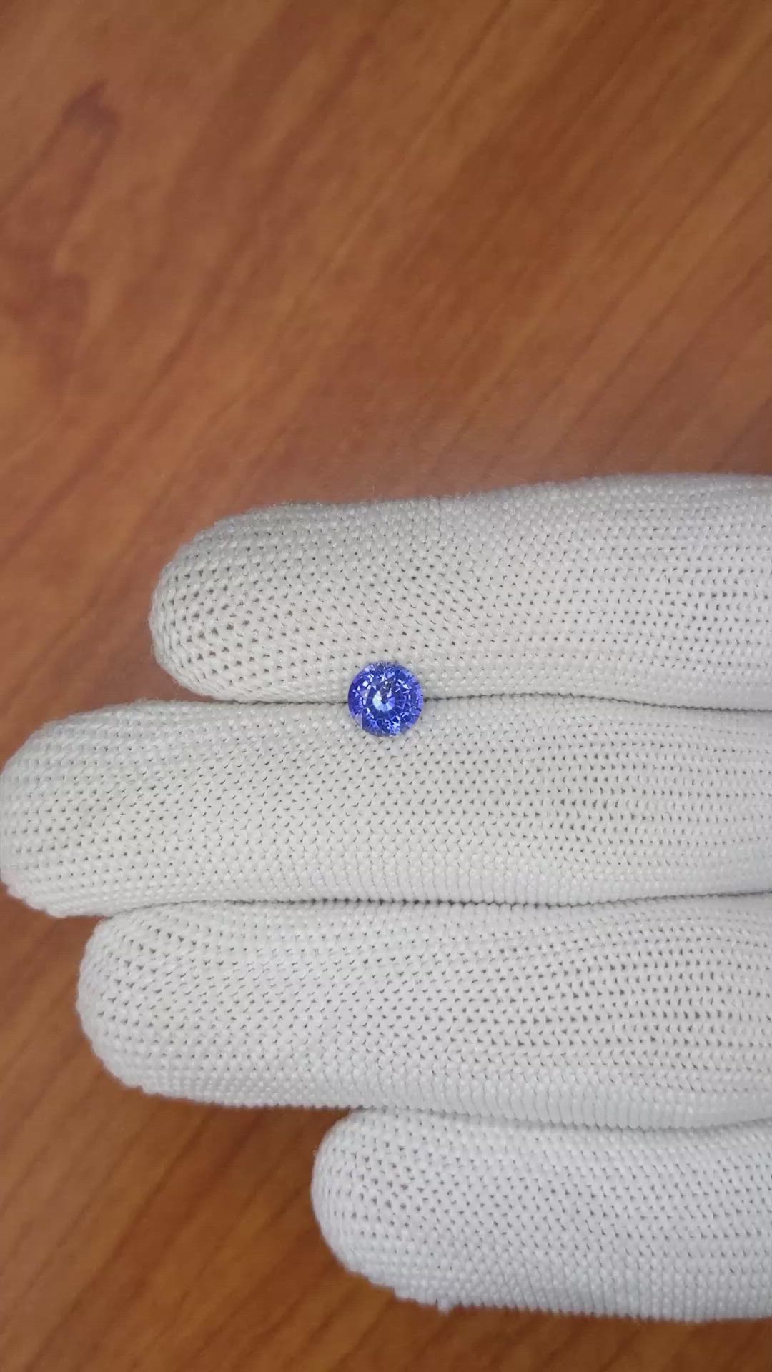 0.92 Ct. Blue Sapphire from Ceylon (Sri Lanka) Size Video