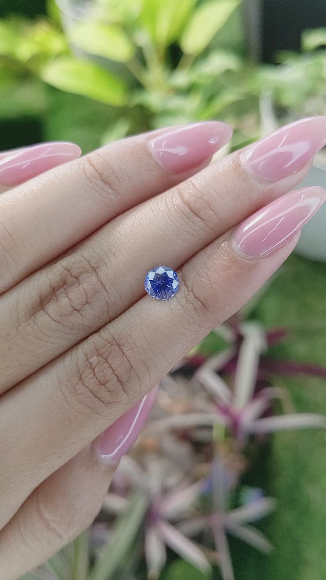 1.23 Ct. Blue Sapphire from Ceylon (Sri Lanka) Size Video