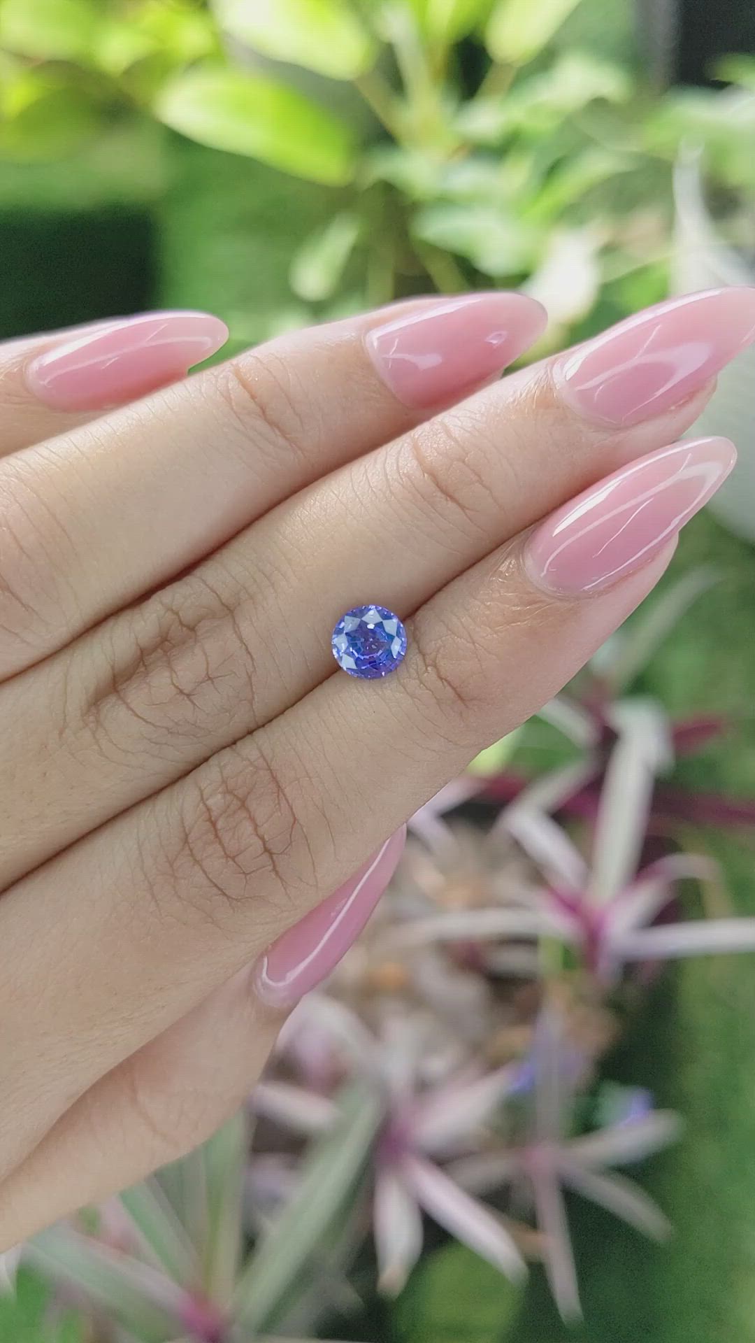 1.00 Ct. Blue Sapphire from Ceylon (Sri Lanka) Size Video