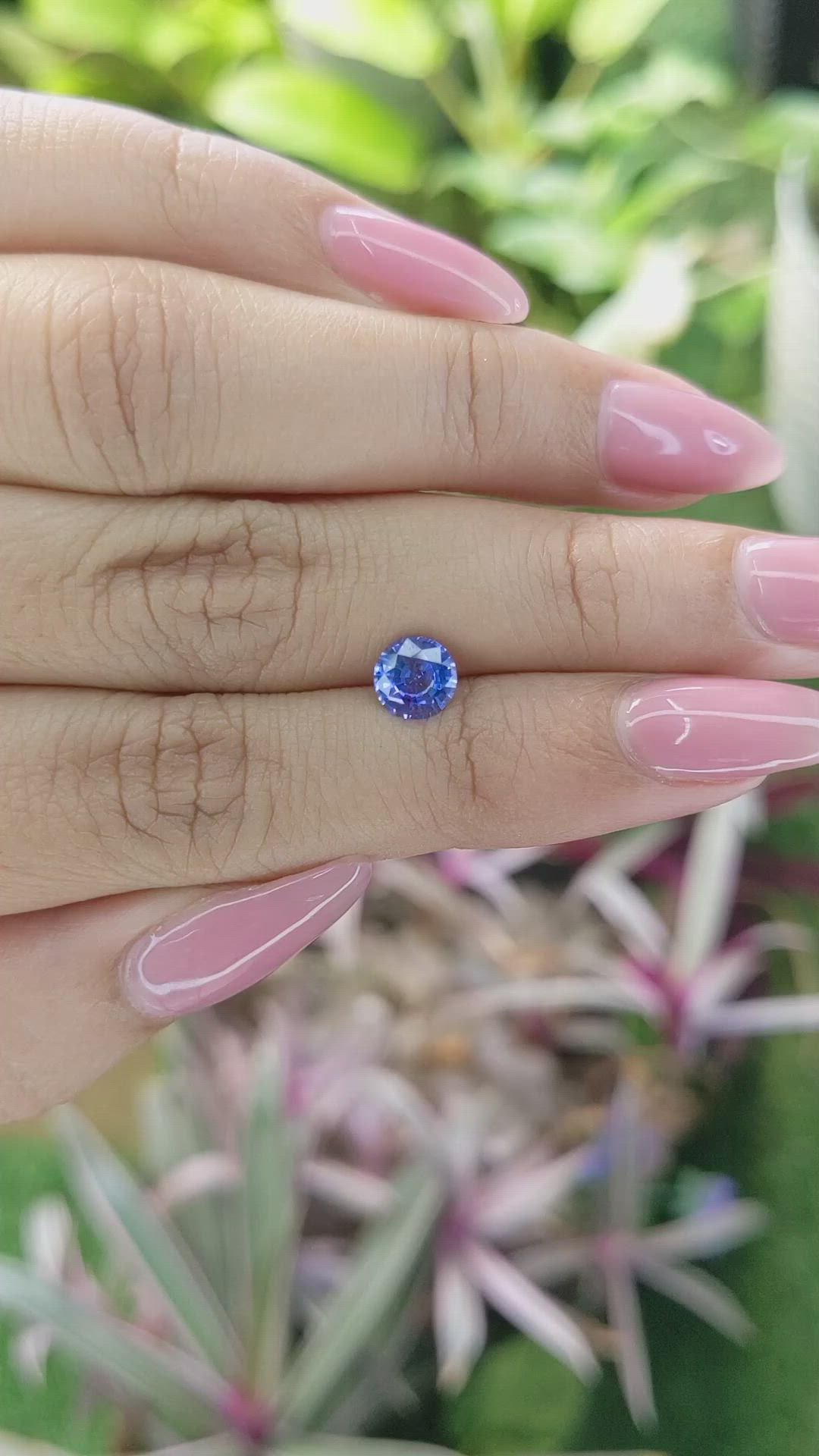 1.00 Ct. Blue Sapphire from Ceylon (Sri Lanka) Size Video