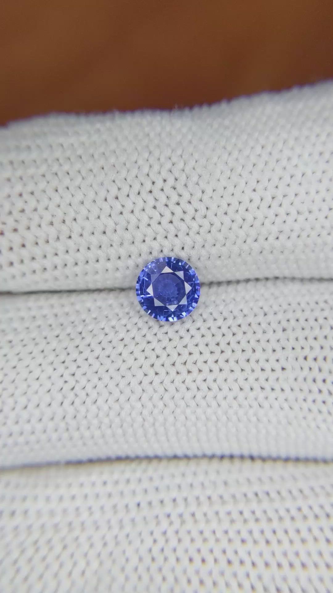 0.94 Ct. Blue Sapphire from Ceylon (Sri Lanka) Size Video
