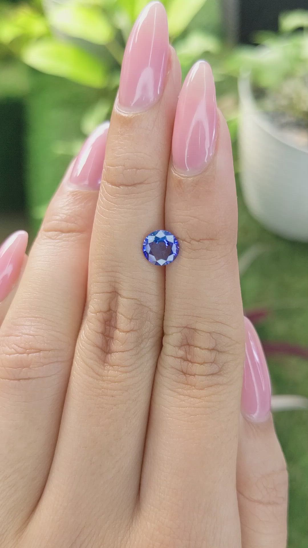 1.05 Ct. Blue Sapphire from Ceylon (Sri Lanka) Size Video
