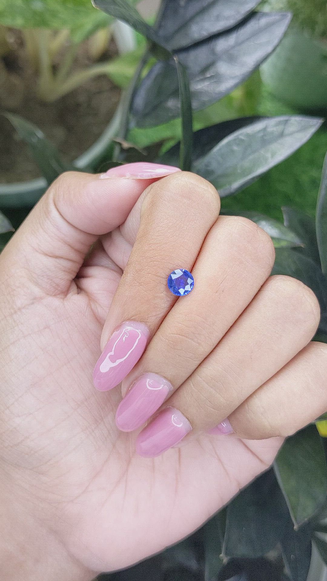 0.77 Ct. Blue Sapphire from Ceylon (Sri Lanka) Size Video