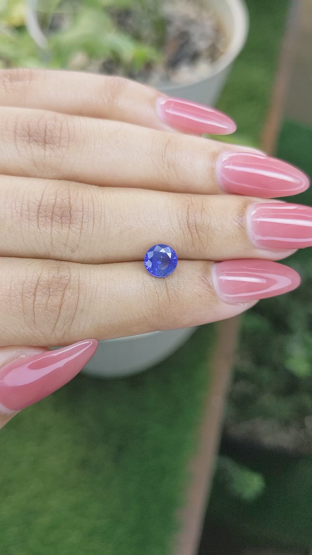 1.25 Ct. Blue Sapphire from Ceylon (Sri Lanka) Size Video