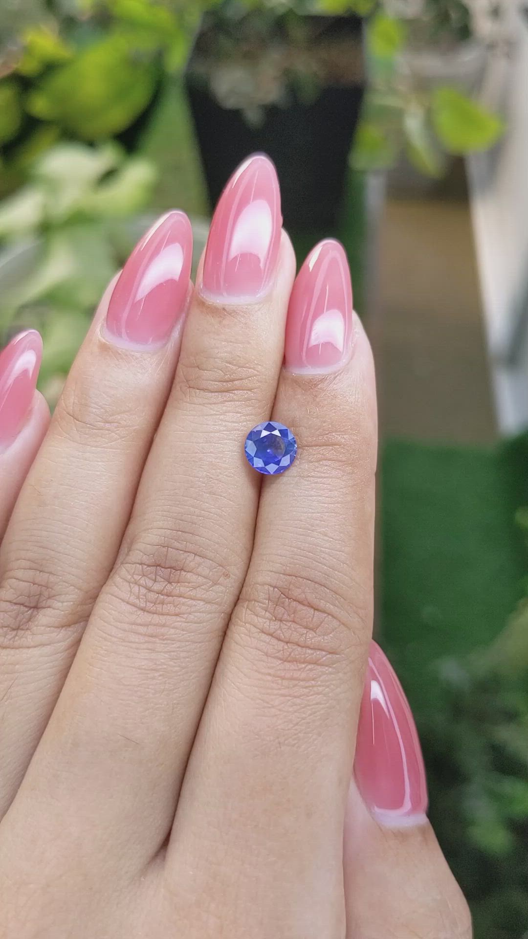1.25 Ct. Blue Sapphire from Ceylon (Sri Lanka) Size Video