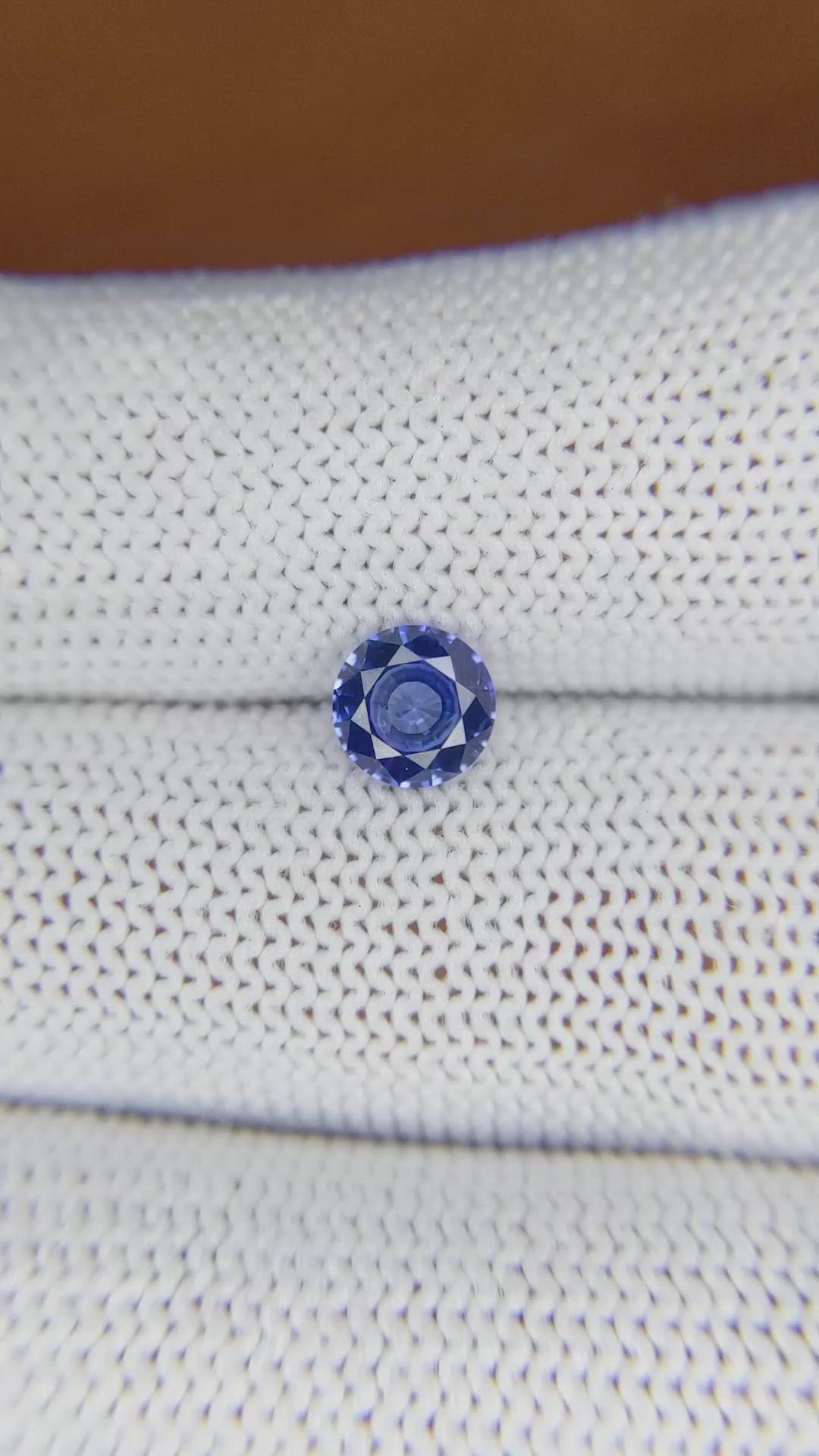 1.05 Ct. Blue Sapphire from Ceylon (Sri Lanka) Size Video