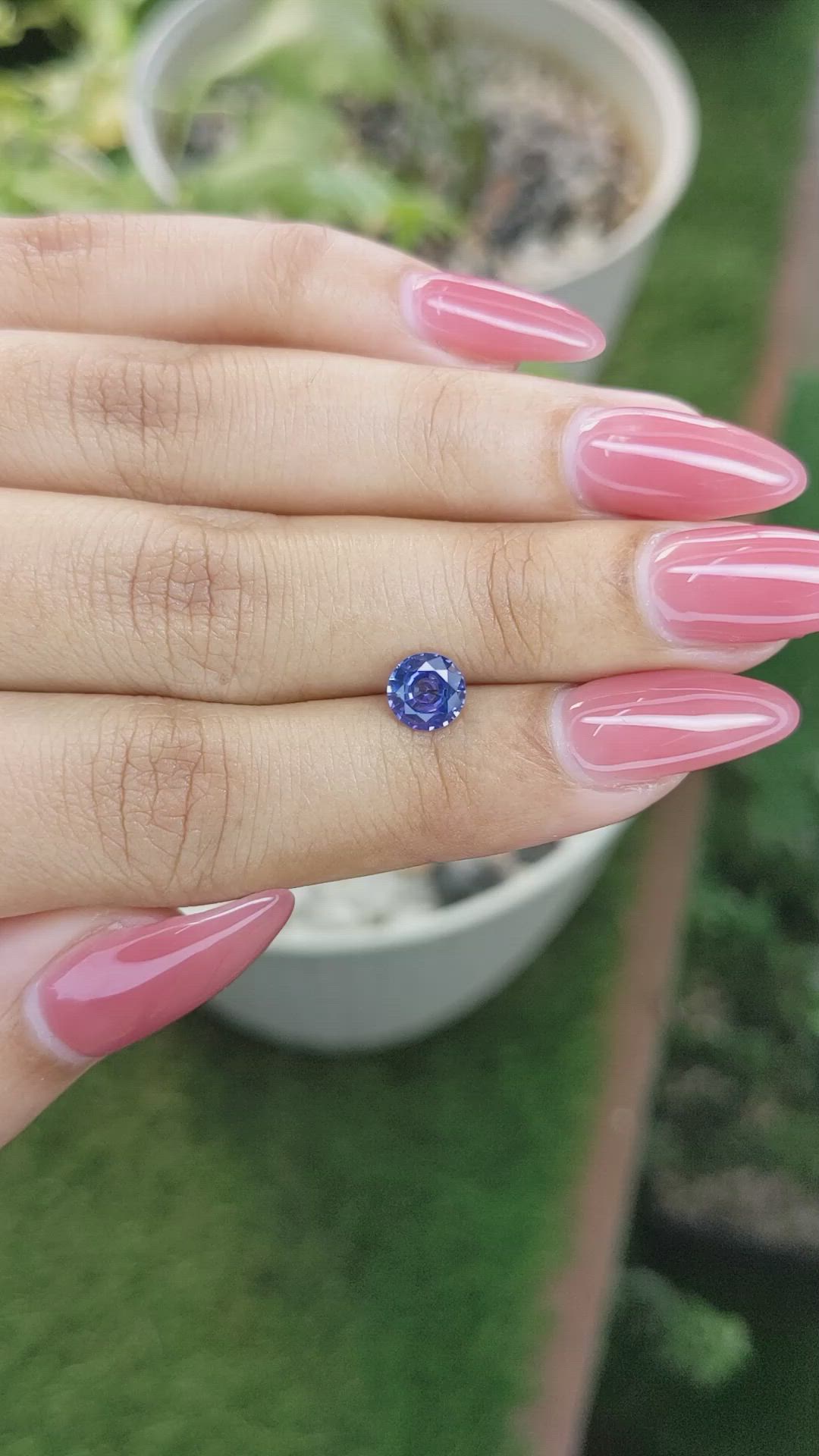 1.05 Ct. Blue Sapphire from Ceylon (Sri Lanka) Size Video