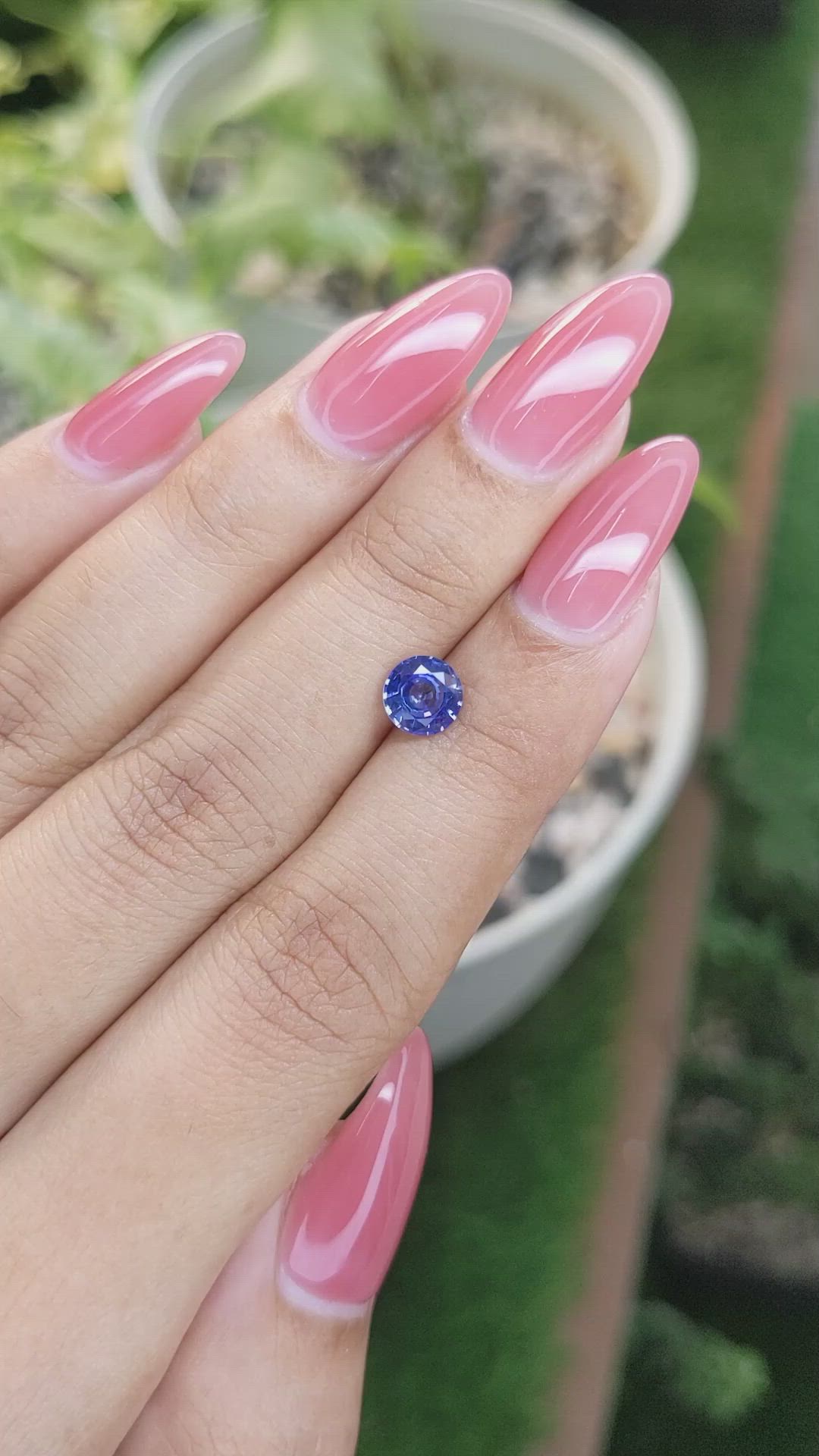 1.05 Ct. Blue Sapphire from Ceylon (Sri Lanka) Size Video