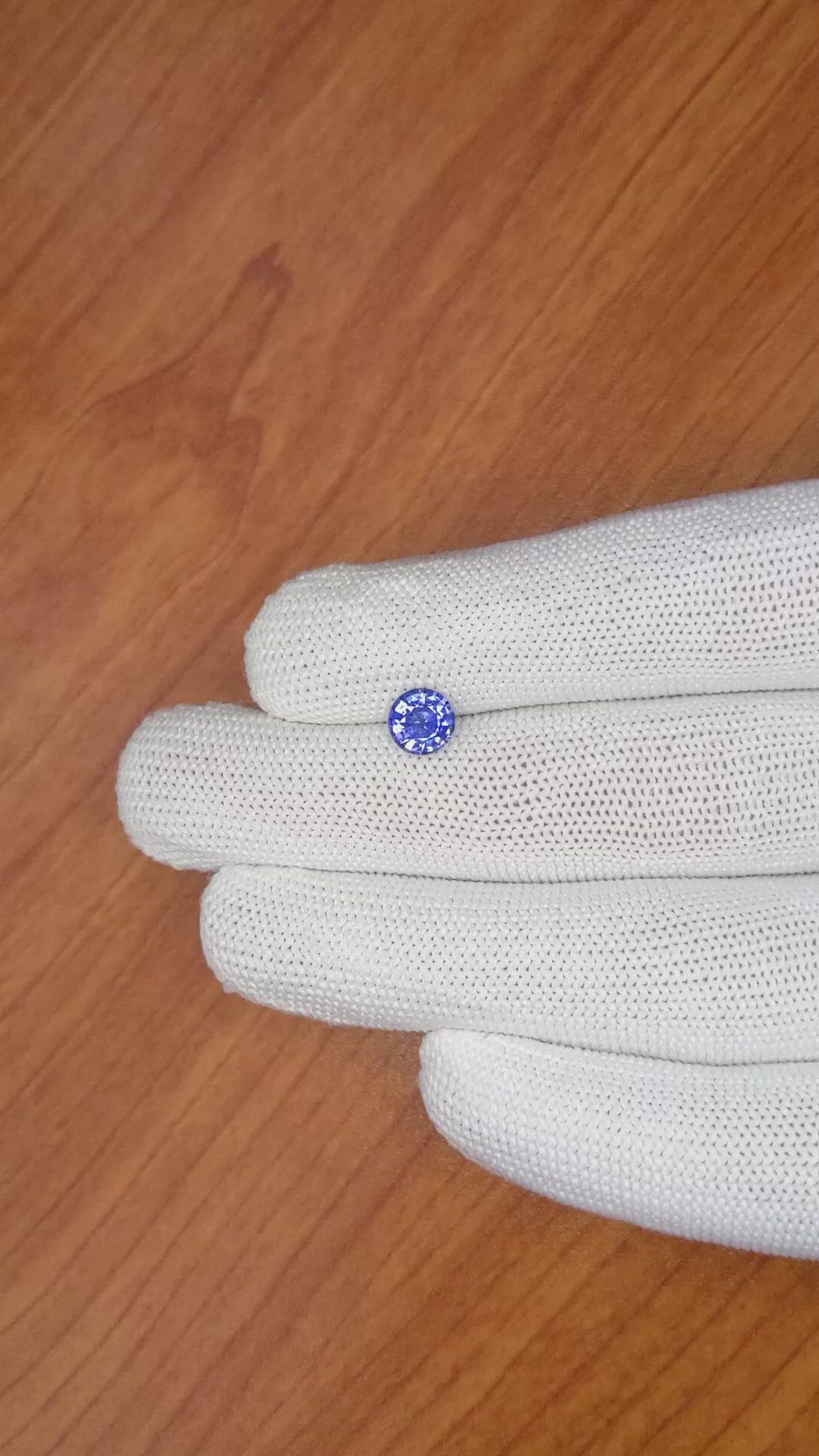 1.25 Ct. Blue Sapphire from Ceylon (Sri Lanka) Size Video