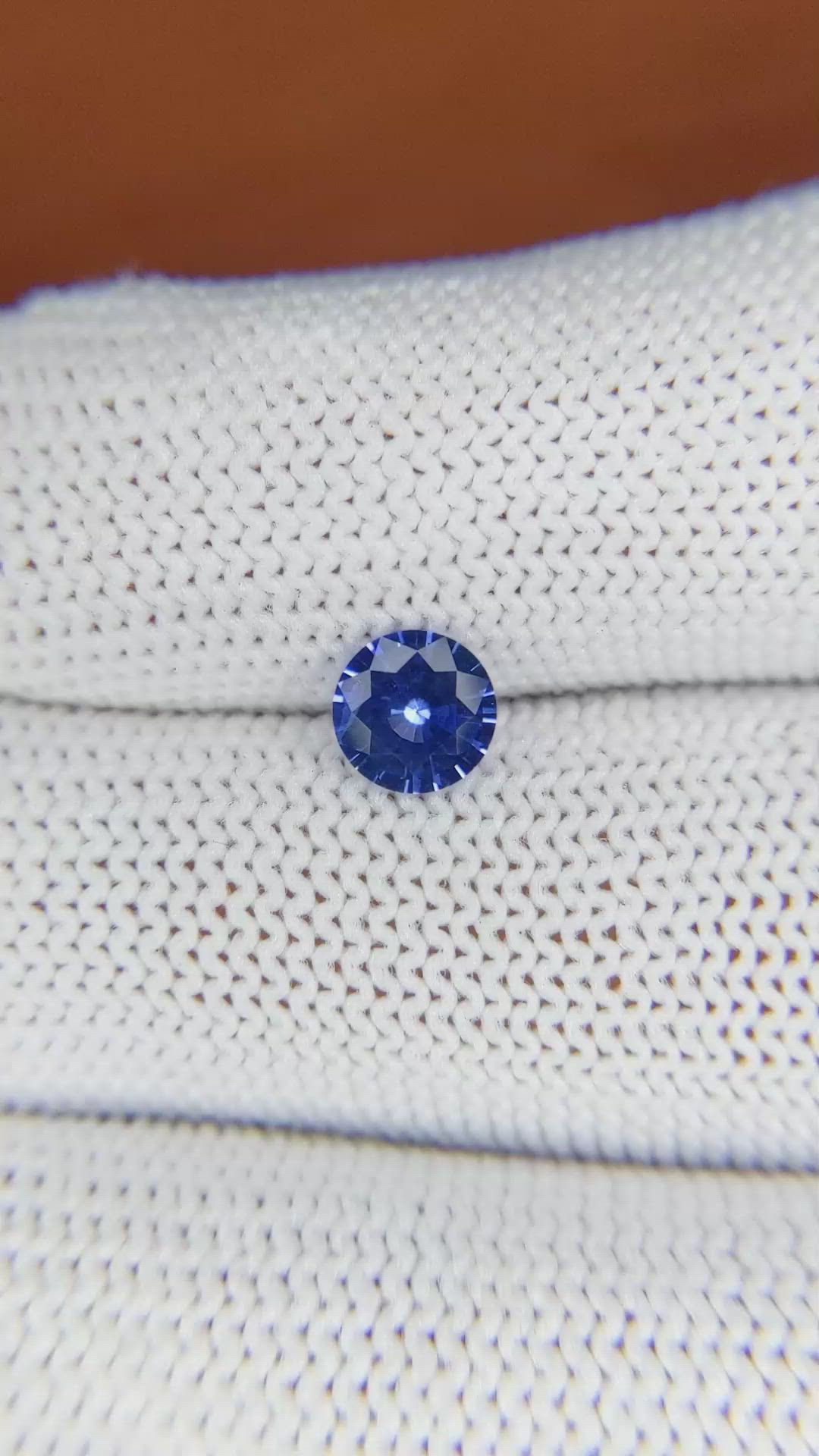0.82 Ct. Blue Sapphire from Ceylon (Sri Lanka) Size Video