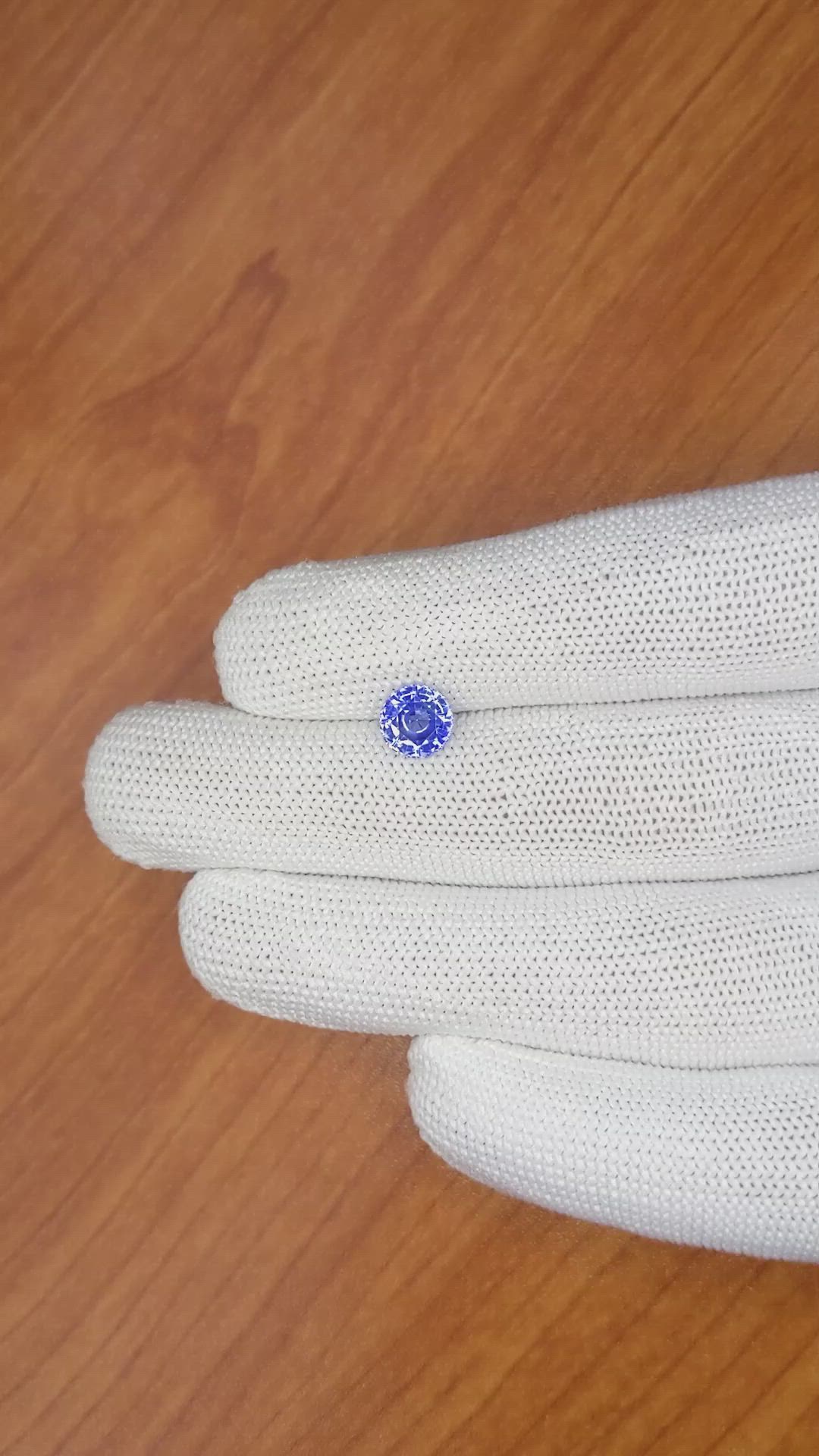 1.81 Ct. Blue Sapphire from Ceylon (Sri Lanka) Size Video