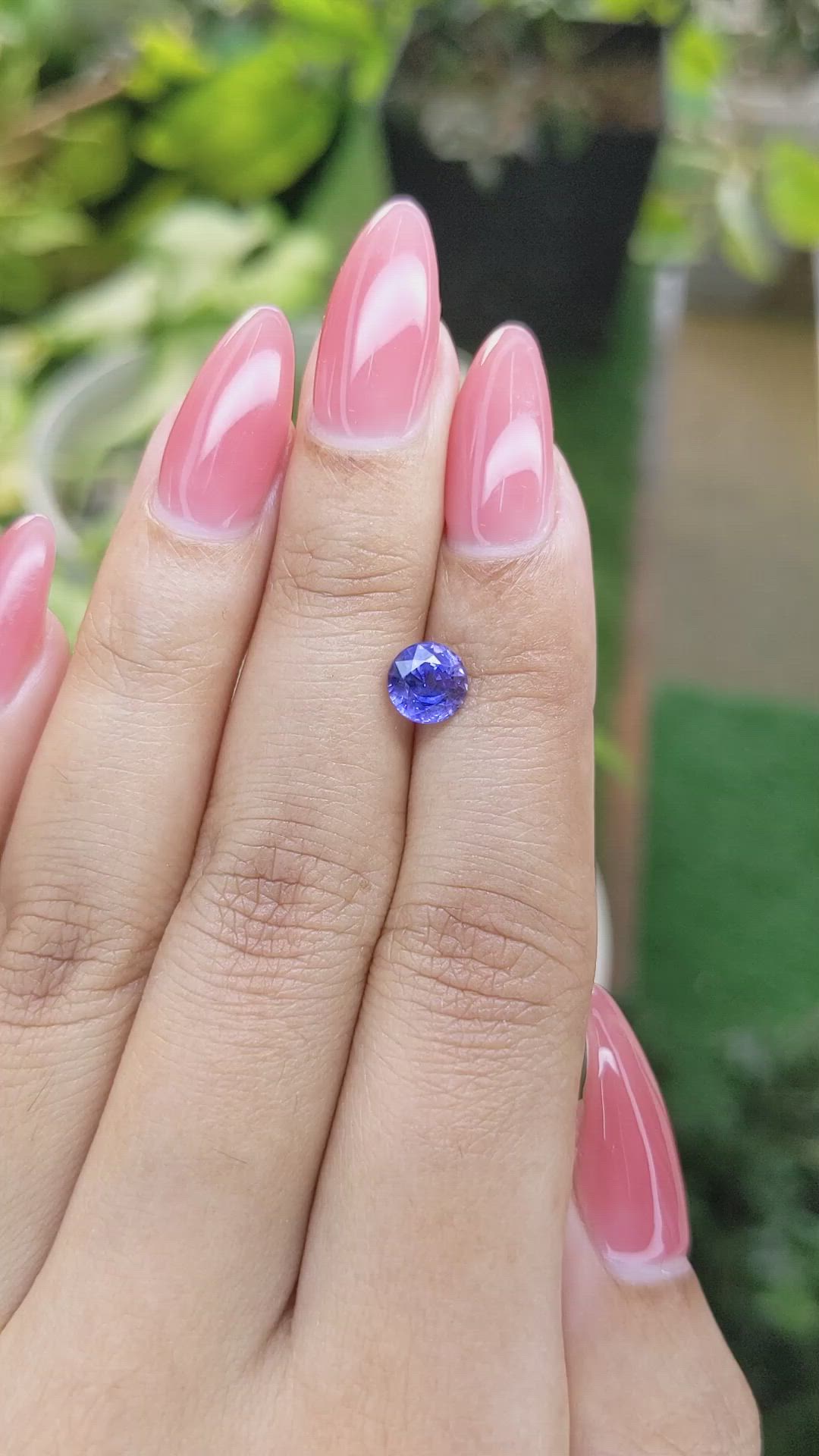 1.43 Ct. Blue Sapphire from Ceylon (Sri Lanka) Size Video