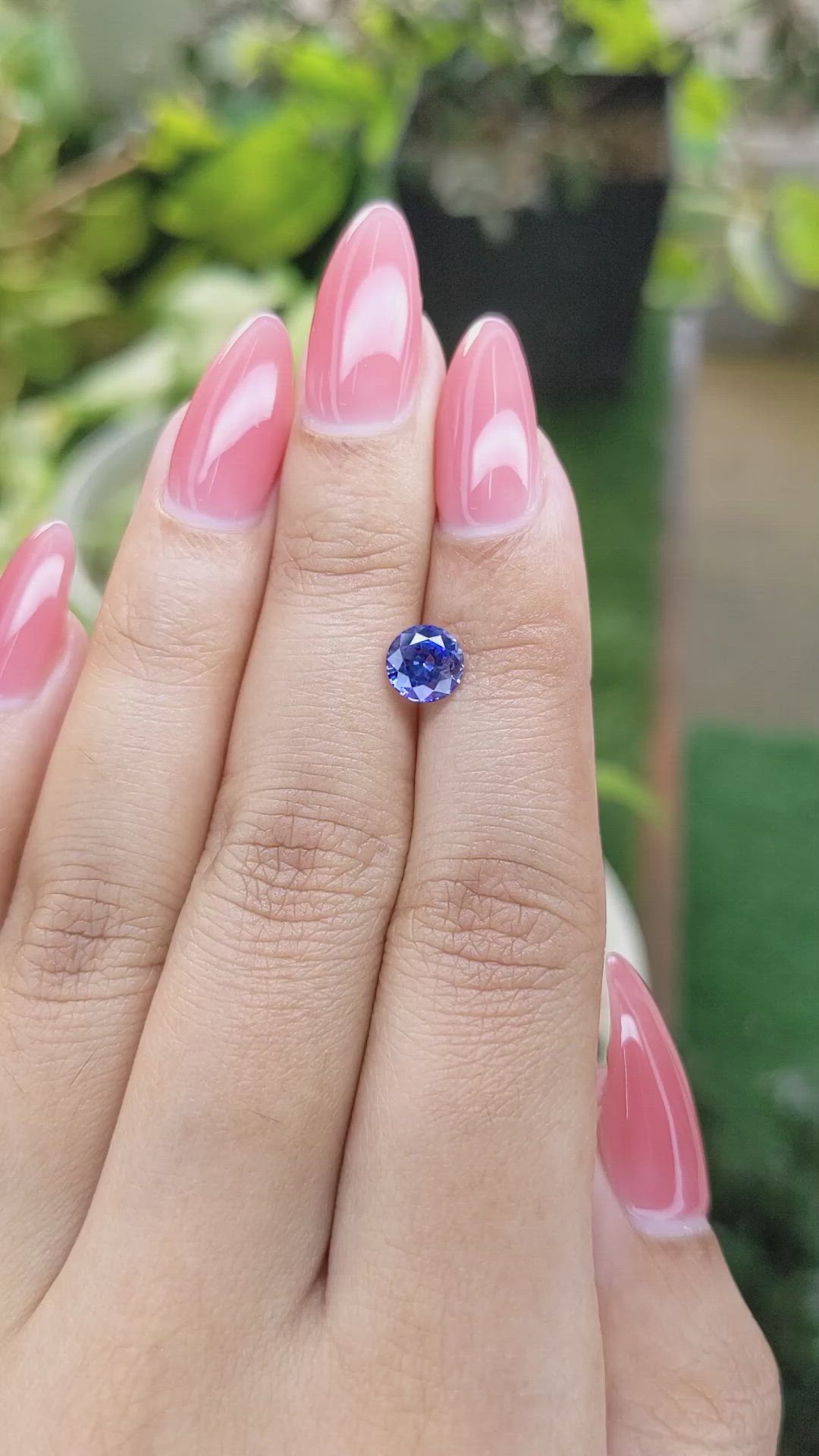 1.15 Ct. Blue Sapphire from Ceylon (Sri Lanka) Size Video