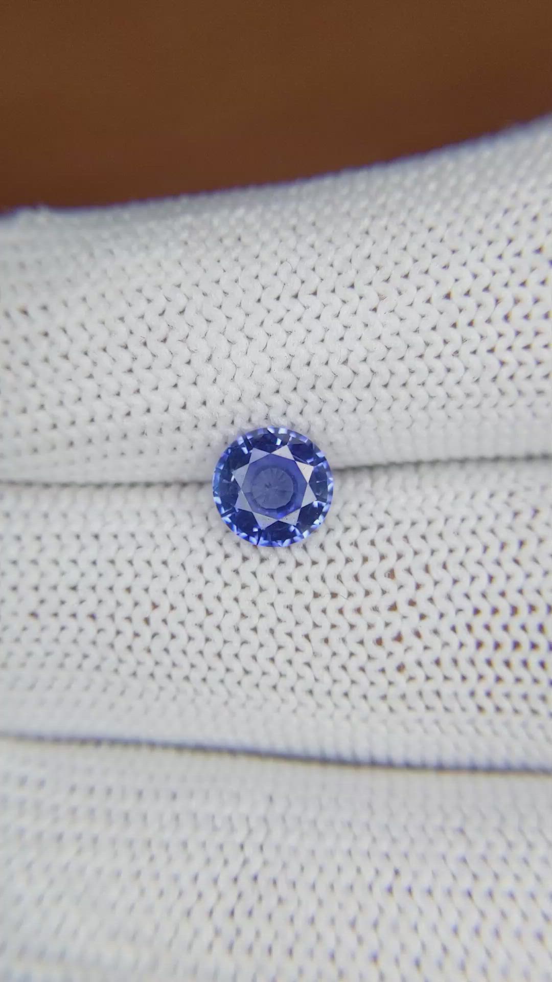 1.21 Ct. Blue Sapphire from Ceylon (Sri Lanka) Size Video