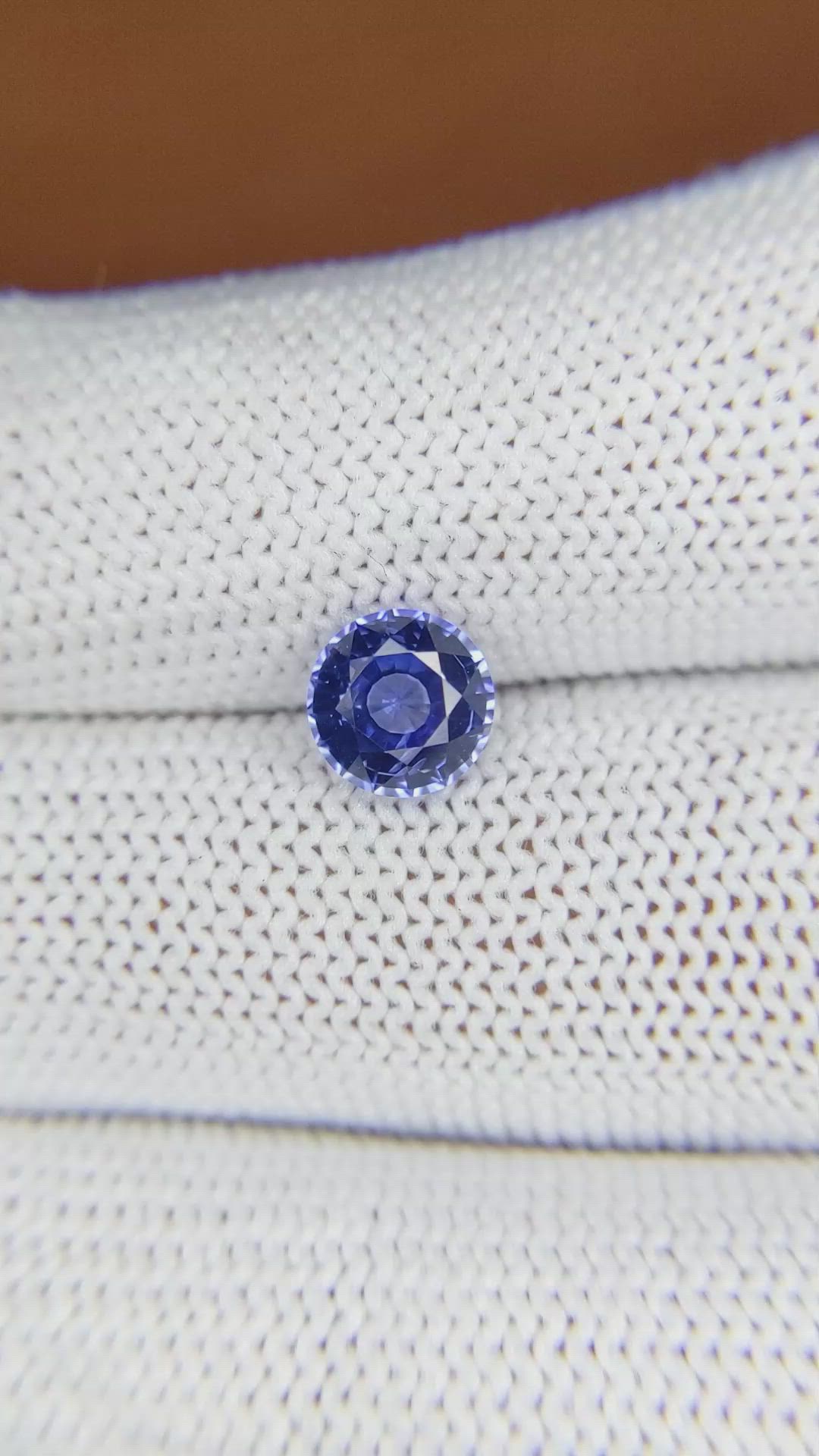 1.77 Ct. Blue Sapphire from Ceylon (Sri Lanka) Size Video