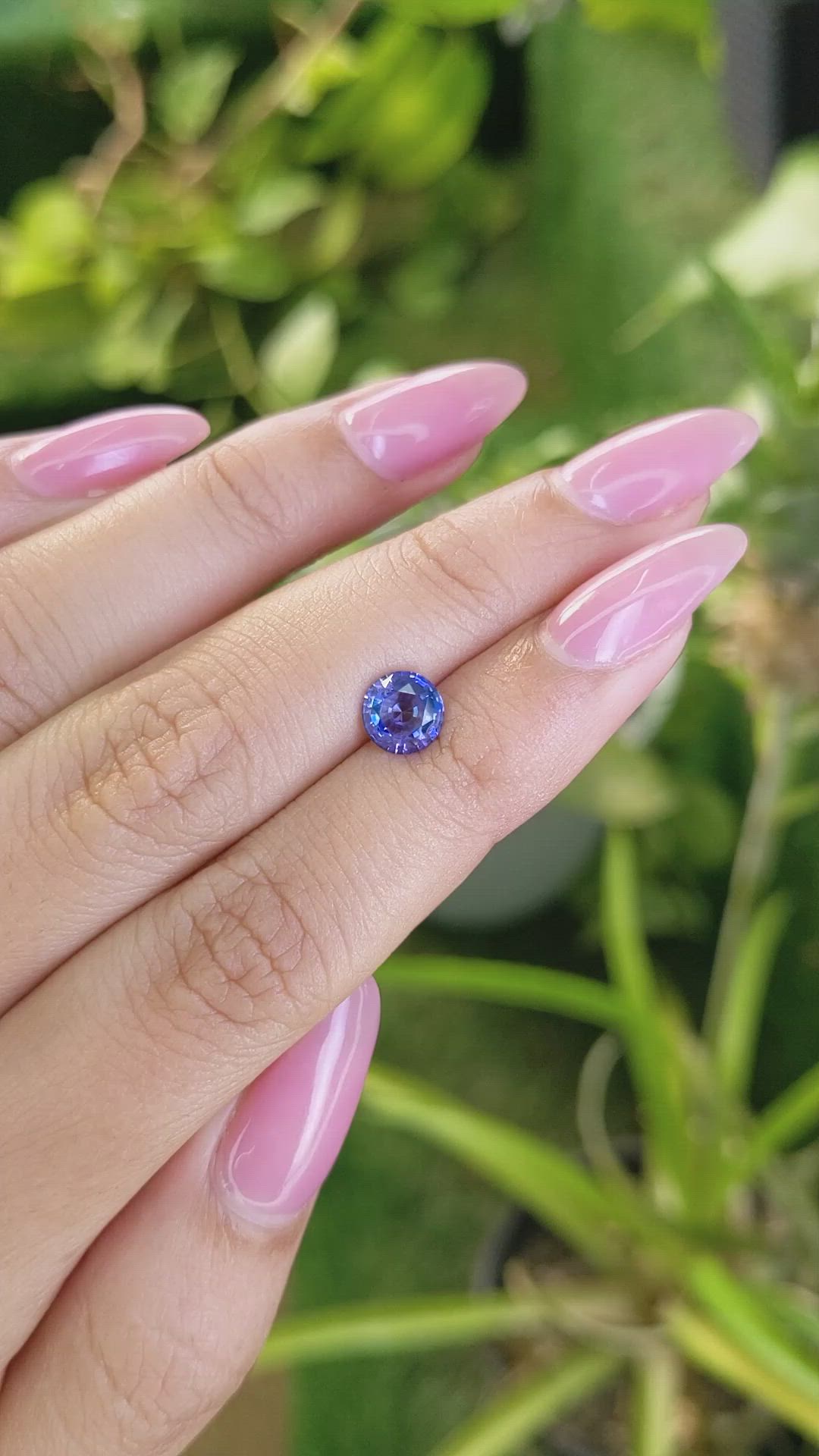 1.23 Ct. Blue Sapphire from Ceylon (Sri Lanka) Size Video
