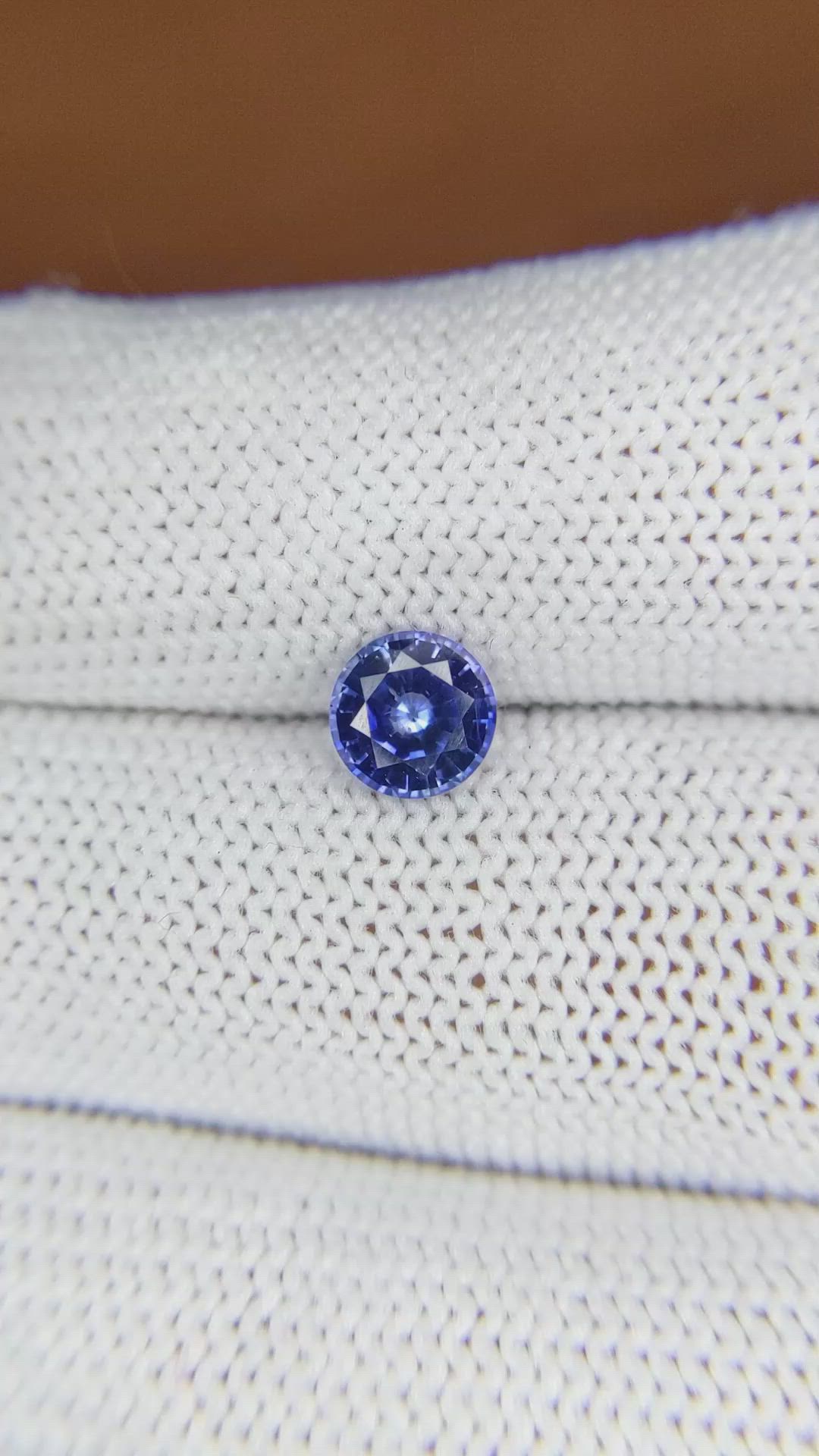 0.99 Ct. Blue Sapphire from Ceylon (Sri Lanka) Size Video