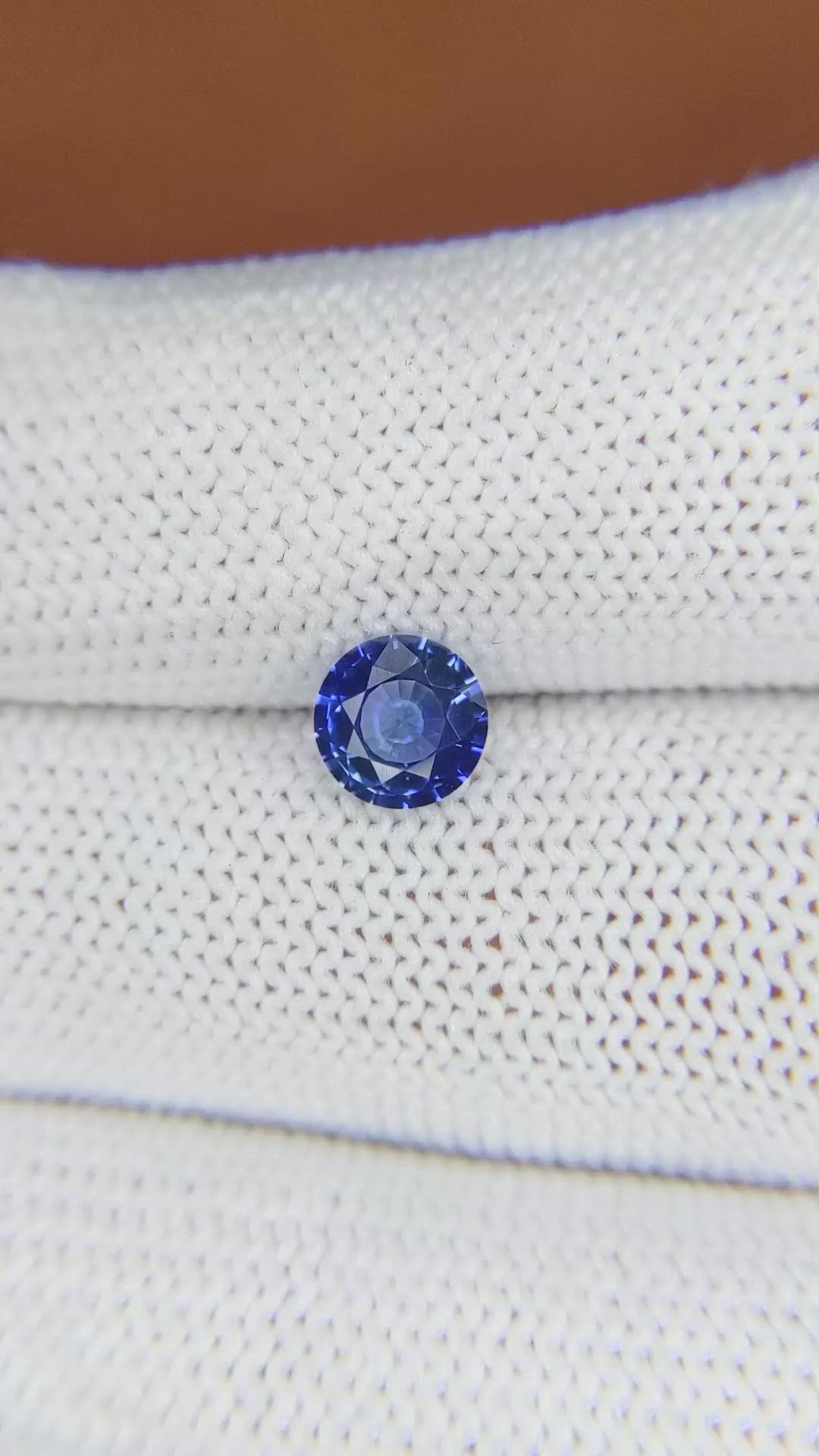 1.08 Ct. Blue Sapphire from Ceylon (Sri Lanka) Size Video