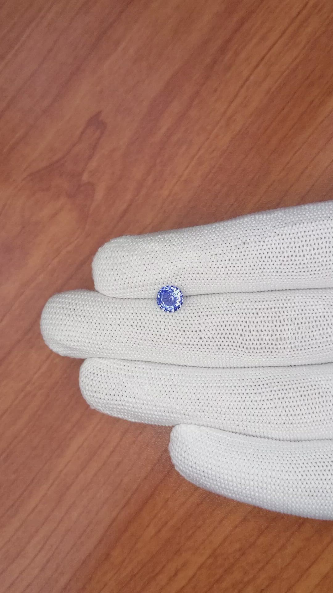 1.01 Ct. Blue Sapphire from Ceylon (Sri Lanka) Size Video