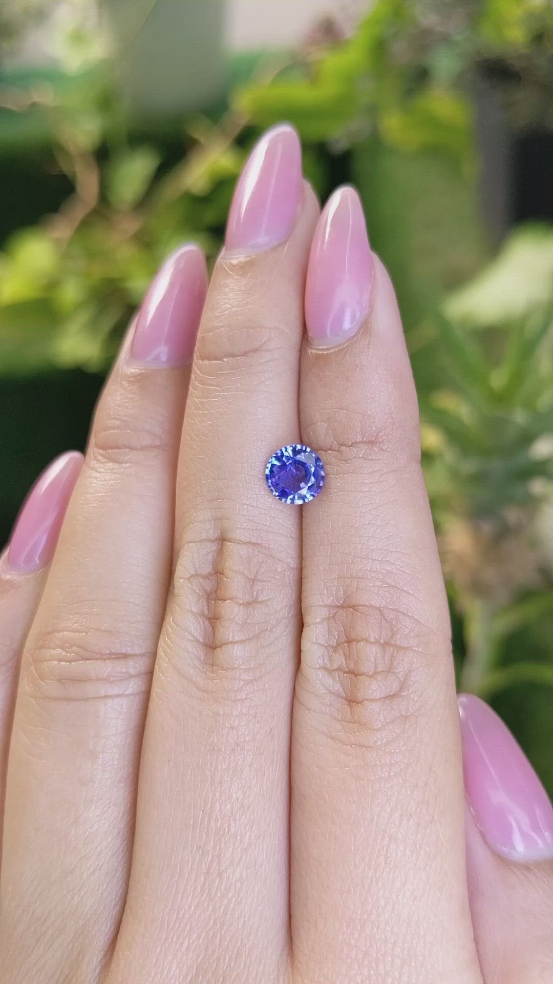 1.01 Ct. Blue Sapphire from Ceylon (Sri Lanka) Size Video