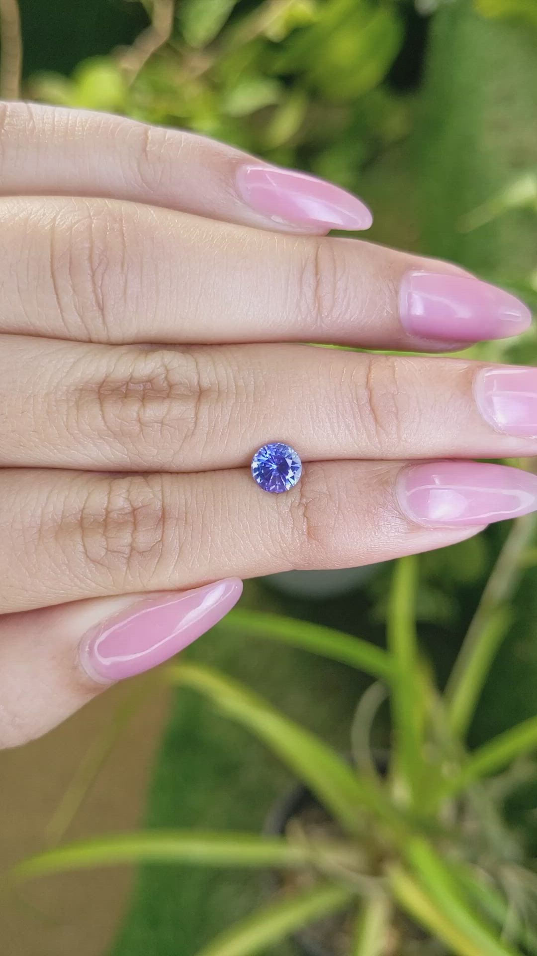 1.03 Ct. Blue Sapphire from Ceylon (Sri Lanka) Size Video
