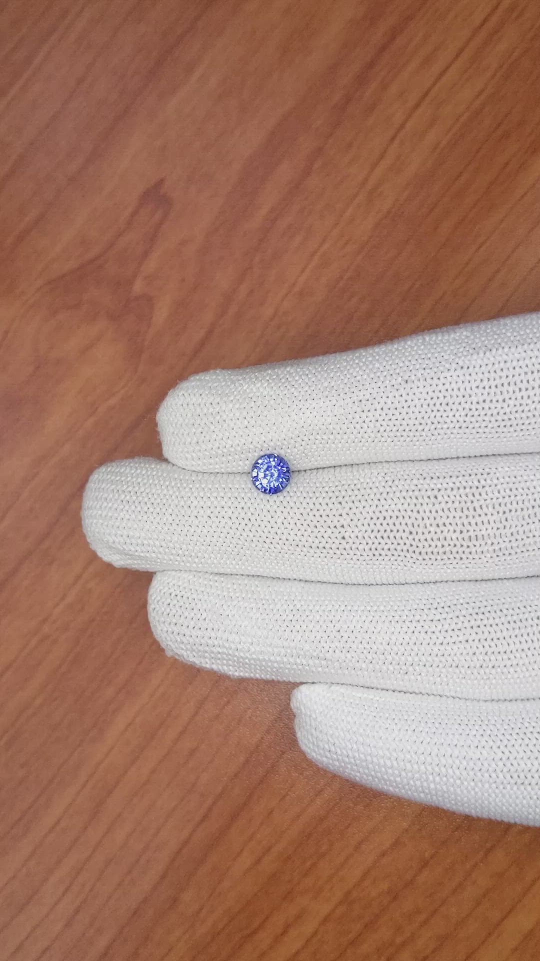1.03 Ct. Blue Sapphire from Ceylon (Sri Lanka) Size Video