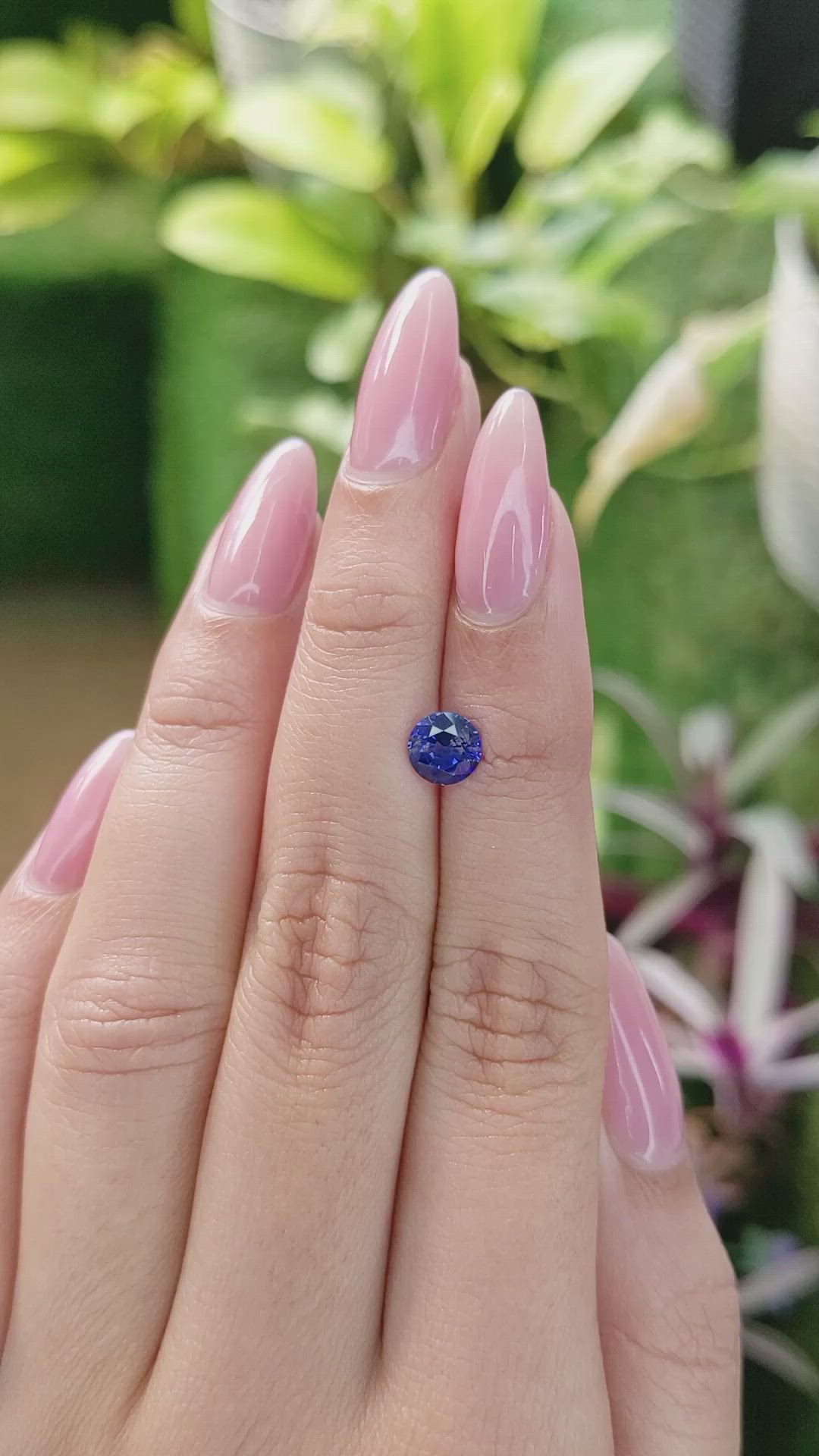 1.07 Ct. Blue Sapphire from Ceylon (Sri Lanka) Size Video
