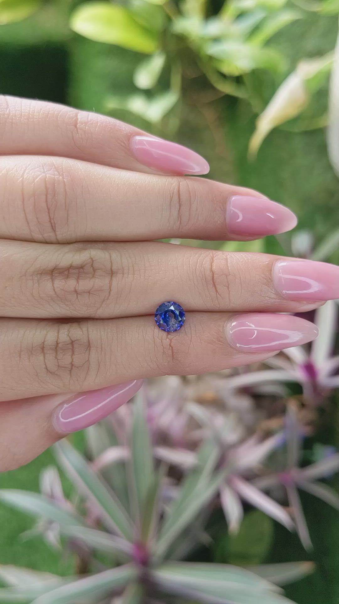 1.07 Ct. Blue Sapphire from Ceylon (Sri Lanka) Size Video