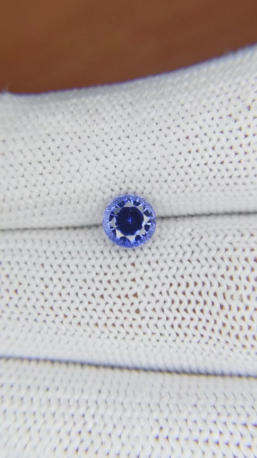 1.27 Ct. Blue Sapphire from Ceylon (Sri Lanka) Size Video