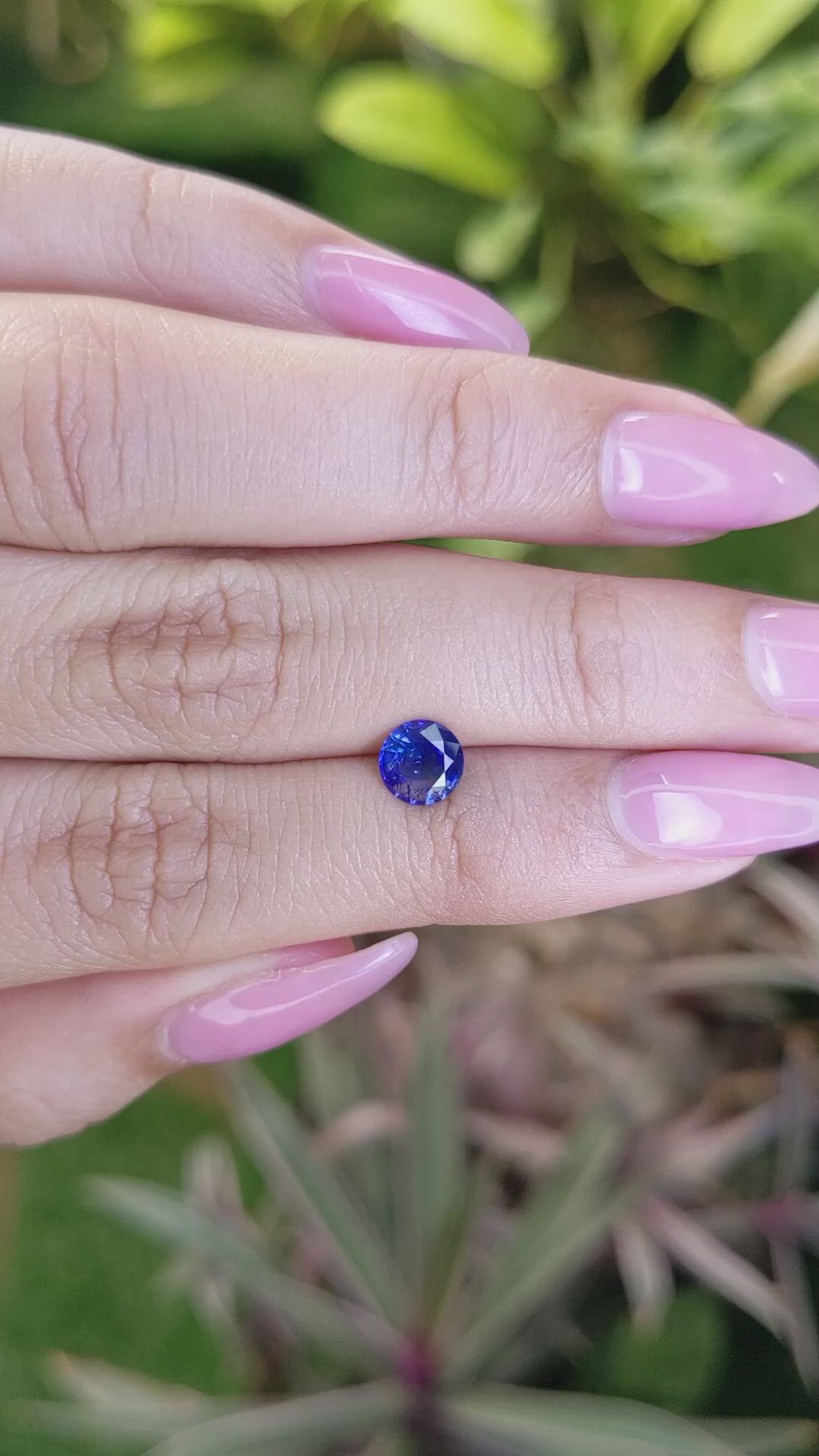 0.85 Ct. Blue Sapphire from Ceylon (Sri Lanka) Size Video