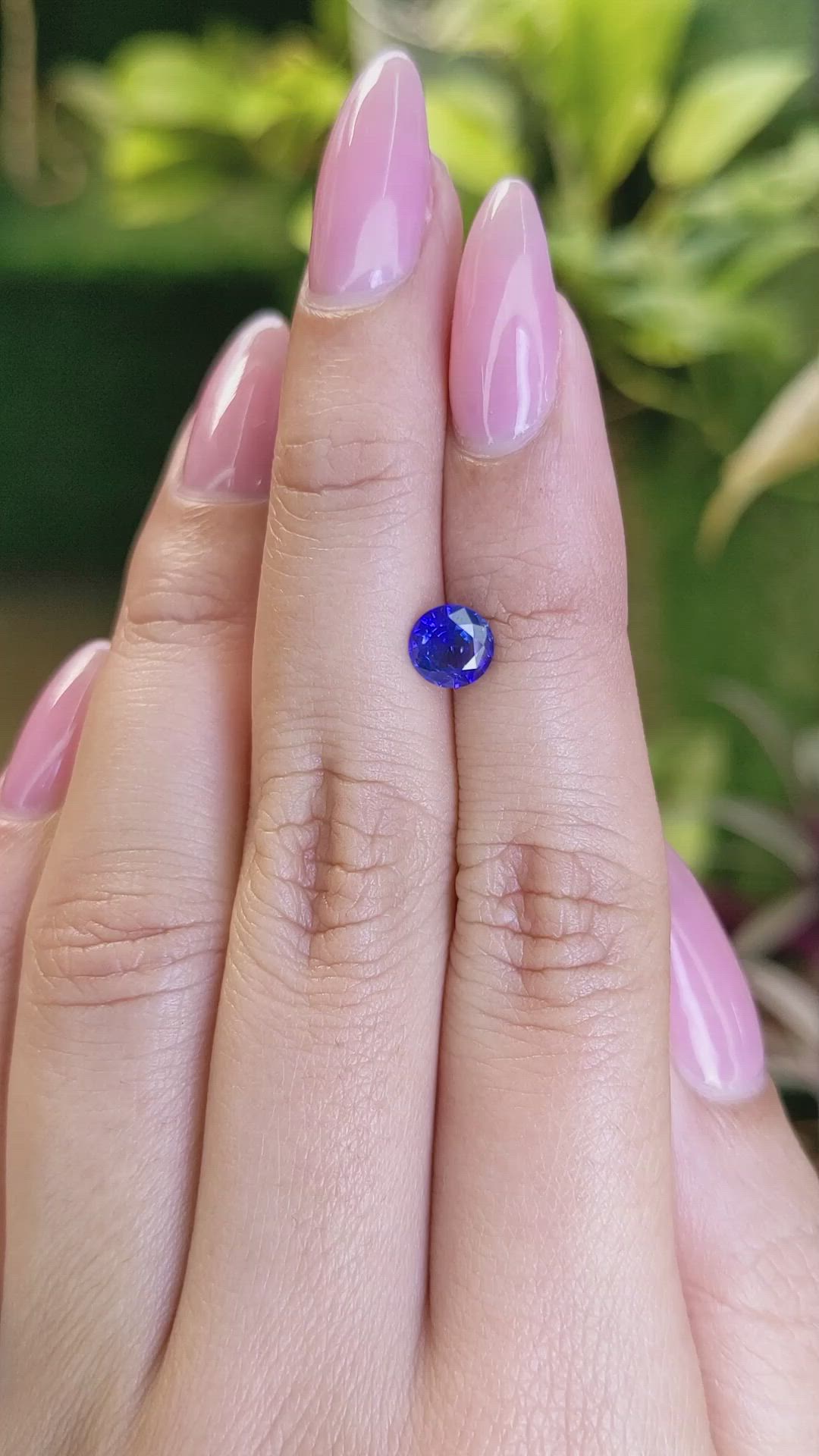 0.85 Ct. Blue Sapphire from Ceylon (Sri Lanka) Size Video