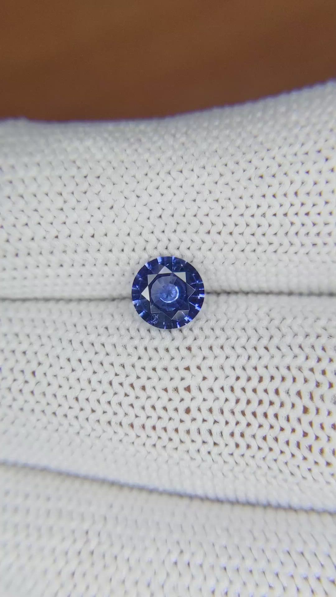 1.09 Ct. Blue Sapphire from Ceylon (Sri Lanka) Size Video