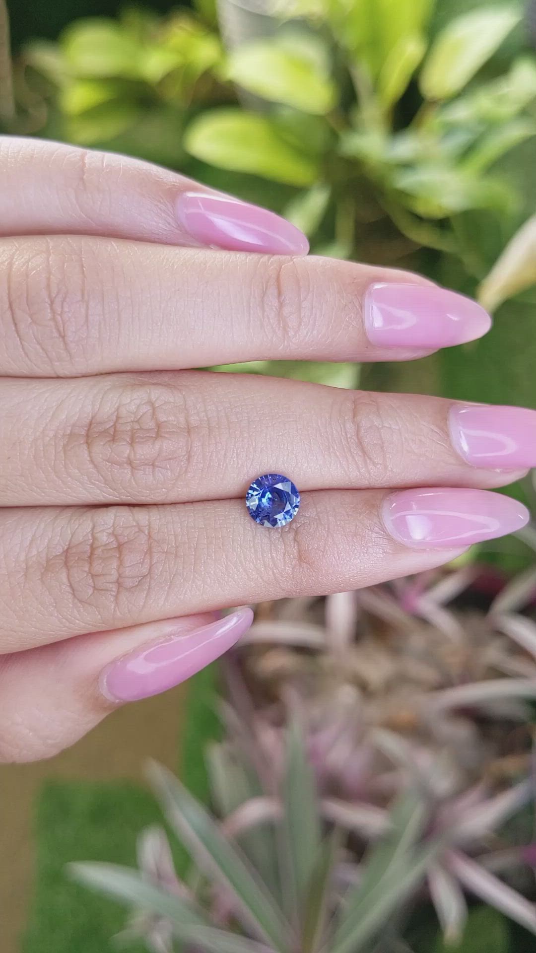 1.09 Ct. Blue Sapphire from Ceylon (Sri Lanka) Size Video