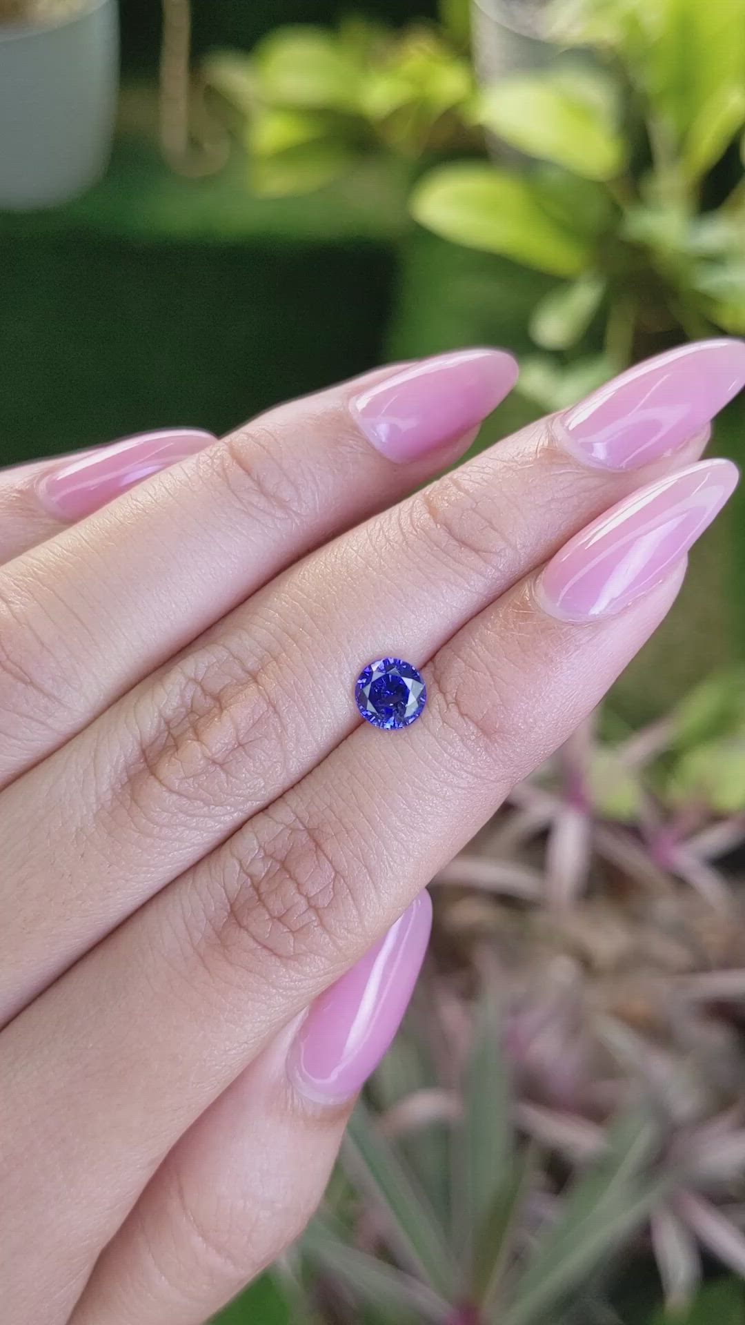 1.13 Ct. Blue Sapphire from Ceylon (Sri Lanka) Size Video