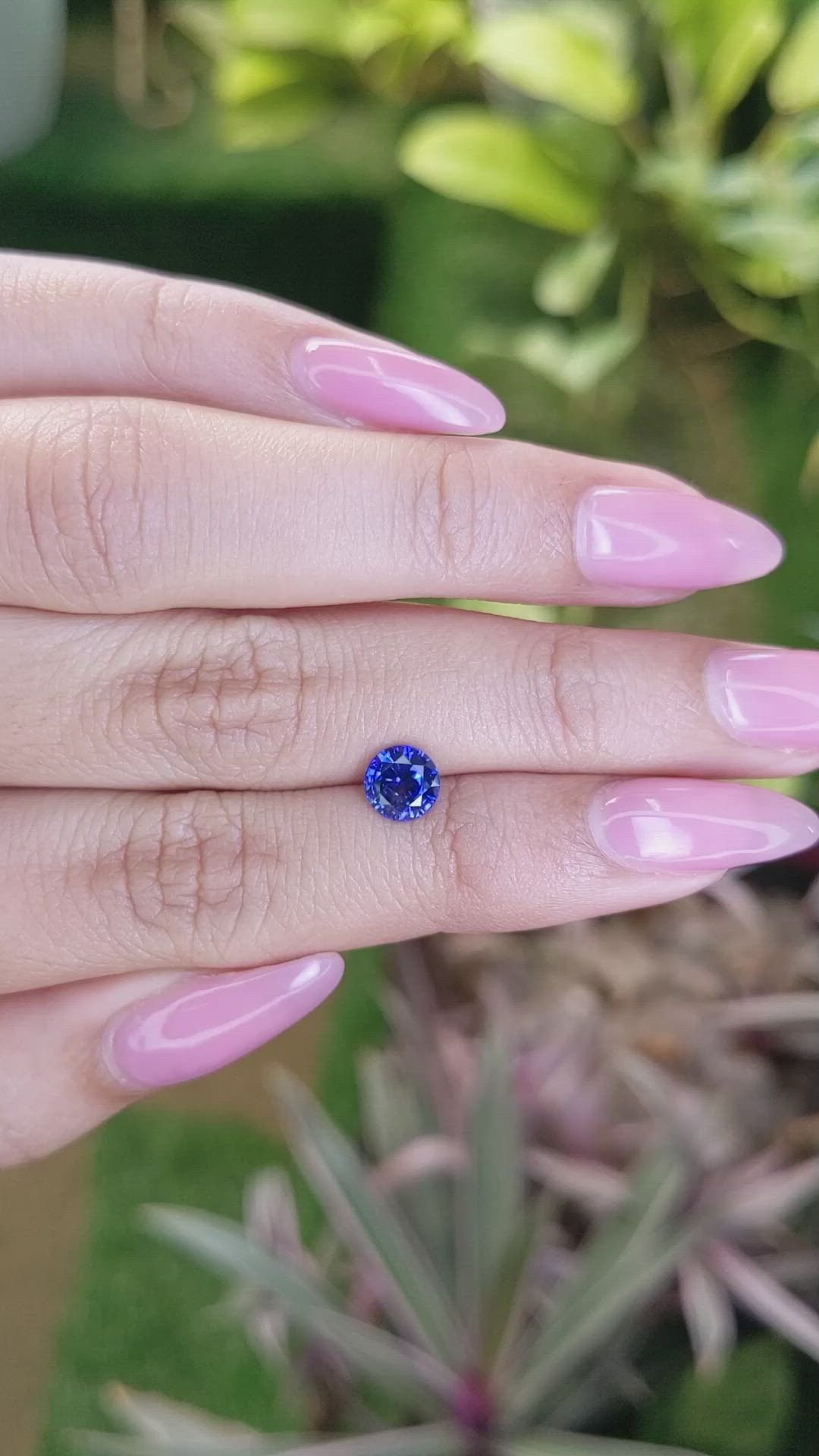 1.13 Ct. Blue Sapphire from Ceylon (Sri Lanka) Size Video