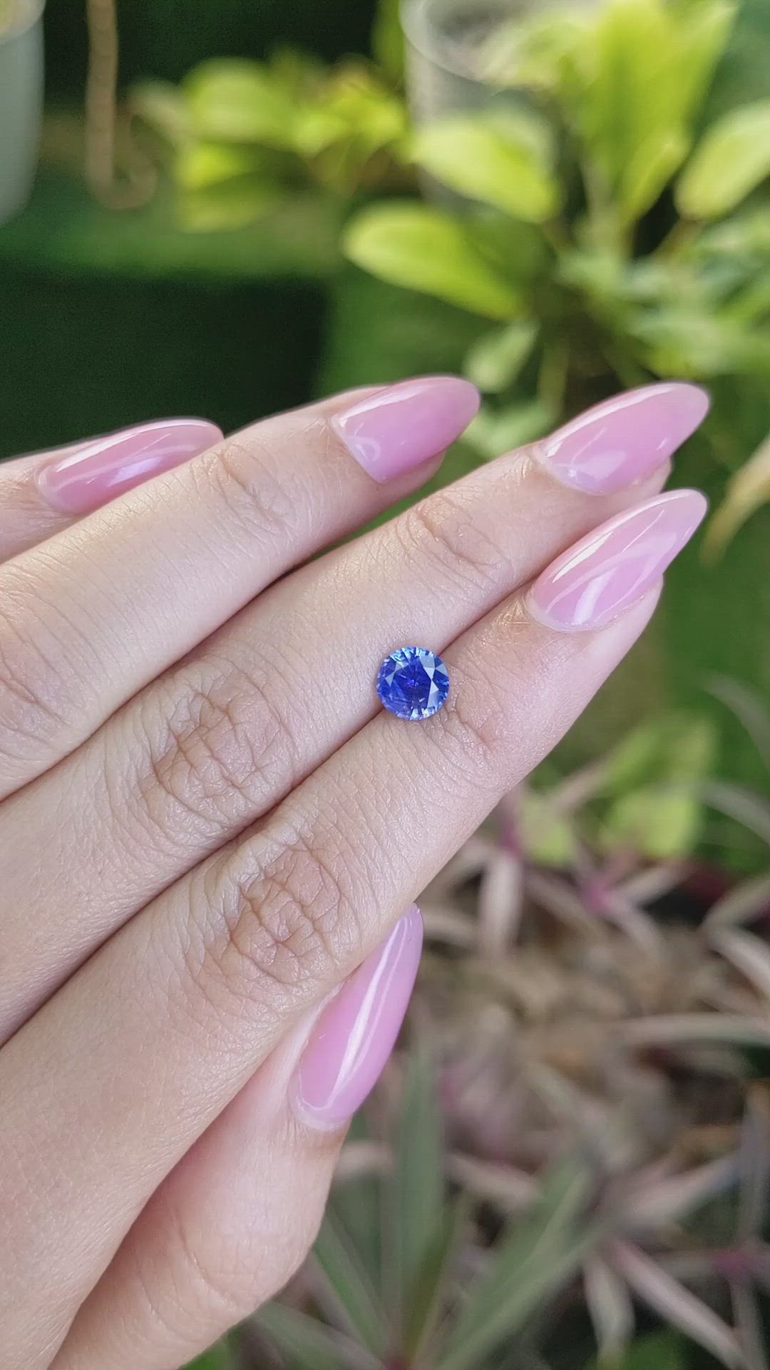 1.09 Ct. Blue Sapphire from Ceylon (Sri Lanka) Size Video