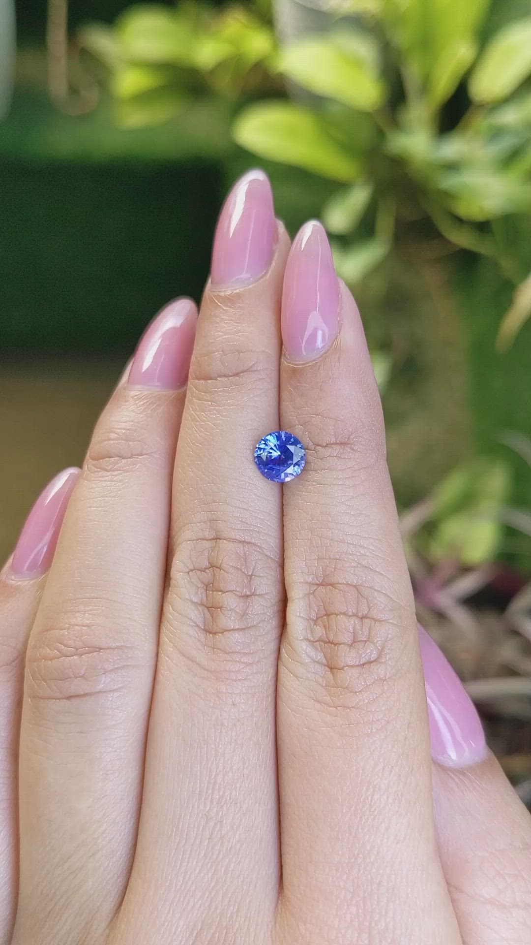 1.09 Ct. Blue Sapphire from Ceylon (Sri Lanka) Size Video
