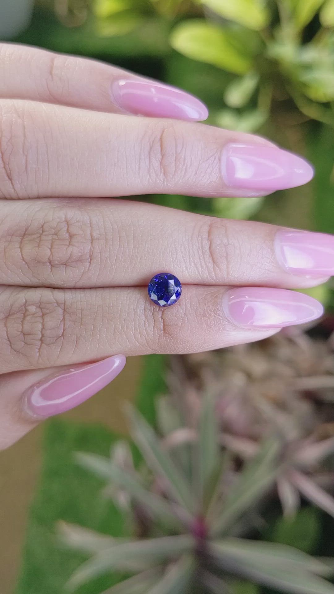 1.21 Ct. Blue Sapphire from Ceylon (Sri Lanka) Size Video