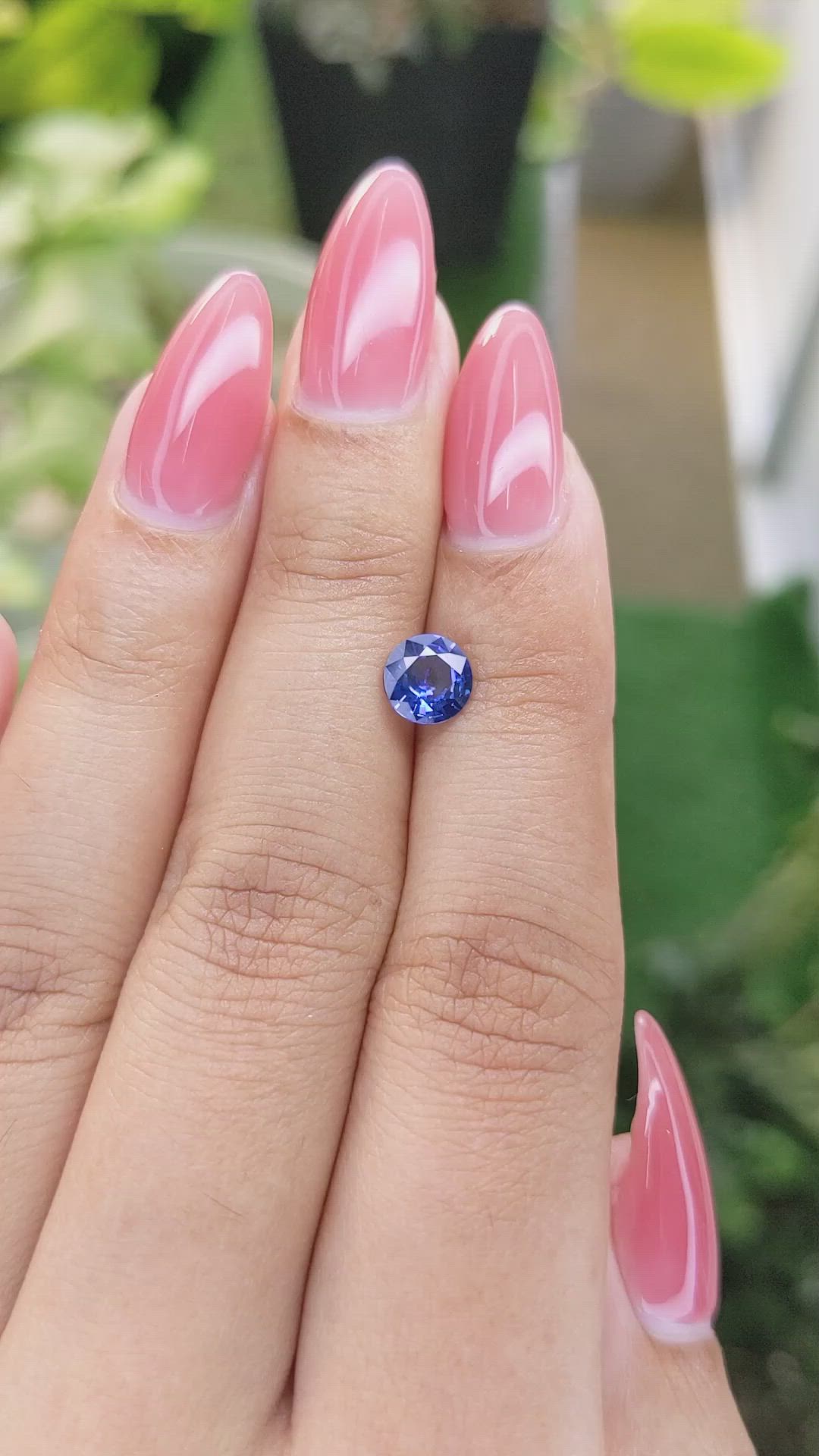 1.01 Ct. Blue Sapphire from Ceylon (Sri Lanka) Size Video